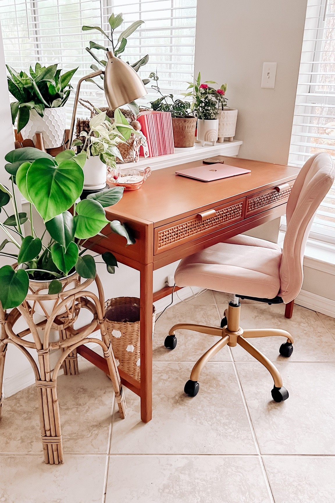 Office refresh 

Amazon fashion. Target style. Walmart finds. Maternity. Plus size. Winter. Fall fashion. White dress. Fall outfit. Sheln. Old Navy. Patio furniture. Master bedroom. Nursery decor. Swimsuits. Jeans. Dresses. Nightstands. Sandals. Bikini. Sunglasses. Bedding. Dressers. Maxi dresses. Shorts. Daily Deals. Wedding guest dresses. Date night. white sneakers, sunglasses, cleaning. bodycon dress midi dress Open toe strappy heels. Short sleeve t-shirt dress Golden Goose dupes low top sneakers. belt bag Lightweight full zip track jacket Lululemon dupe graphic tee band tee Boyfriend jeans distressed jeans mom jeans Tula. Tan-luxe the face. Clear strappy heels. nursery decor. Baby nursery. Baby girl. Baseball cap baseball hat. Graphic tee. Graphic t-shirt. Loungewear. Leopard print sneakers. Joggers. Keurig coffee maker. Slippers. Blue light glasses. Sweatpants. Maternity. athleisure. Athletic wear. Quay sunglasses. Nude scoop neck bodysuit. Distressed denim. amazon finds. combat boots. family photos. walmart finds. target style. family photos outfits. Leather jacket. Home Decor. coffee table. dining room. kitchen decor. living room. bedroom. master bedroom. bathroom decor. nightsand. amazon home. home office. Disney. Gifts for him. Gifts for her. tablescape. Curtains. Apple Watch Bands. Hospital Bag. Slippers. Pantry Organization. Accent Chair. Farmhouse Decor. Sectional Sofa. Entryway Table. Designer inspired. Designer dupes. Patio Inspo Patio ideas. Pampas grass.

#LTKsalealert #LTKunder50 #LTKstyletip #LTKbeauty #LTKbrasil #LTKbump #LTKcurves #LTKeurope #LTKfamily
#LTKfit #LTKhome #LTKitbag #LTKkids #LTKmens #LTKbaby #LTKshoecrush #LTKswim #LTKtravel #LTKunder100 #LTKworkwear #LTKwedding #LTKSeasonal
#LTKSale #LTKMothersDay

#LTKstyletip #LTKhome