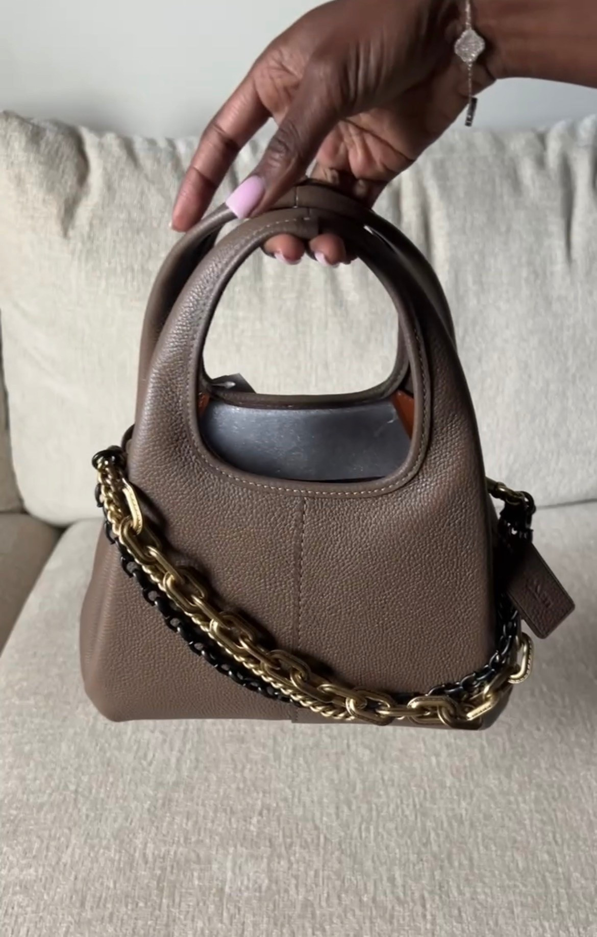 My newest Coach Lana bag 23. 

#coachbag