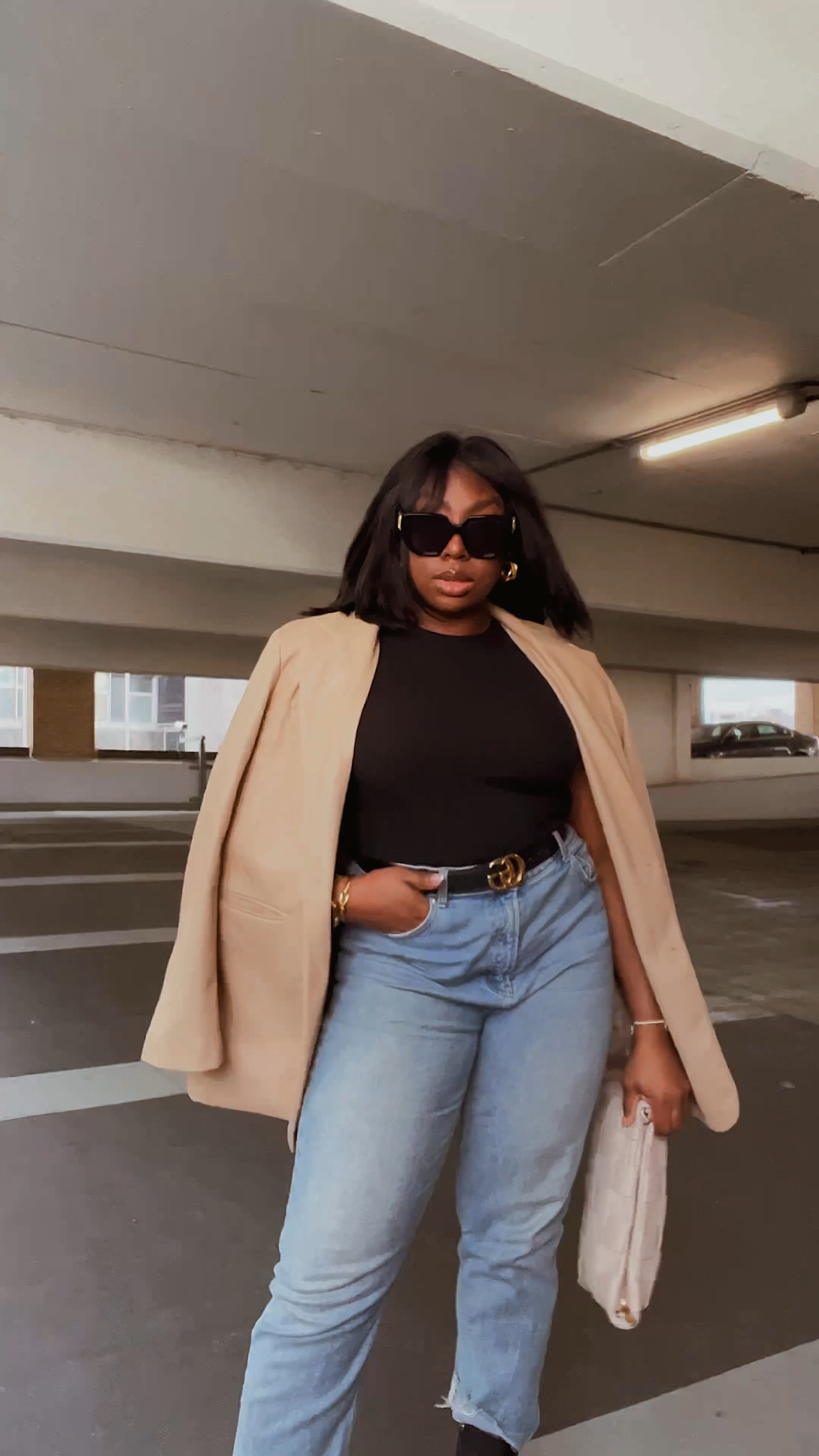 Mom Jean outfits >>>

- black Tank top & beige PU Blazer @nakdfashion
- light blue denim Mom Jeans @zara
- Black leather boots @asos
- beige woven Bag @marksandspencerstyle #designerduoe
- Sunglasses @gucci at @eyewearclub_
- black gg marmont belt @gucci

#LTKeurope #LTKcurves #LTKstyletip