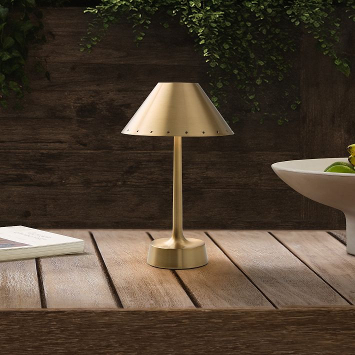 Merrit Indoor/Outdoor Wireless Table Lamp (12") | West Elm (US)