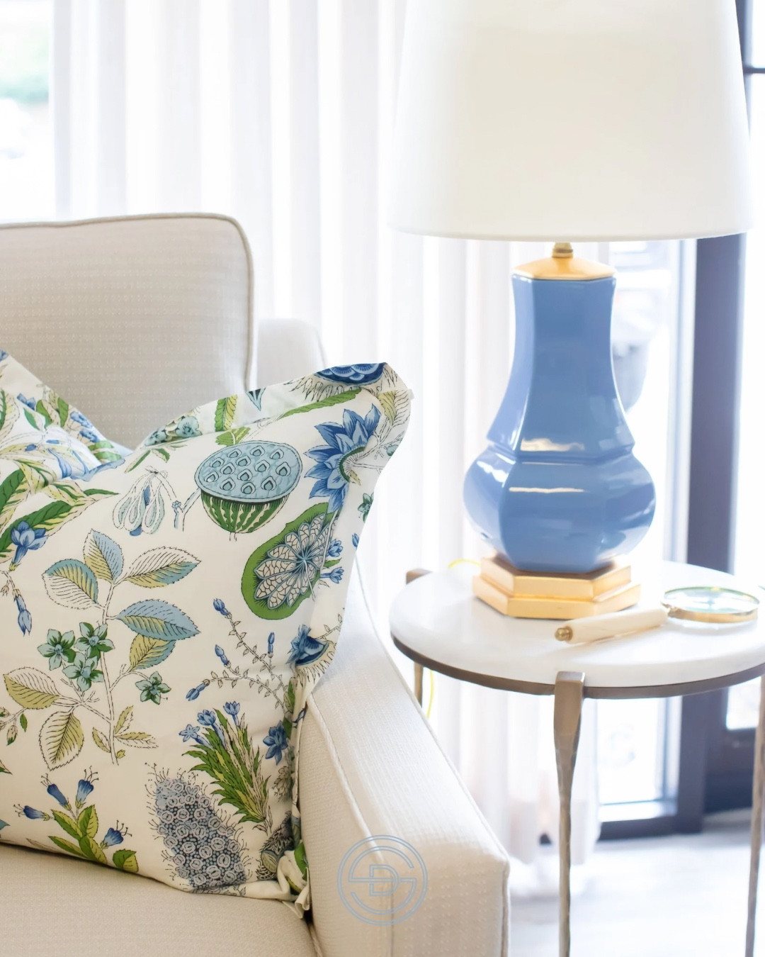 Blue and green will always be the dream team 💙💚 Traditional at its core, elevated with layers that feel intentional, polished, and beautifully lived in.

Grandmillennial home decor | Grandmillennial living room | classic home decor 

#LTKHome