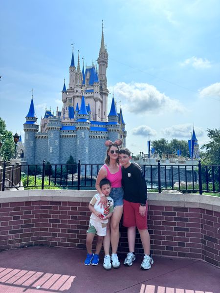 Magic kingdom outfit 
Disney ootd 
Disney outfit
Disney outfit inspo
Disney world outfits 

#LTKTravel #LTKFindsUnder100 #LTKStyleTip