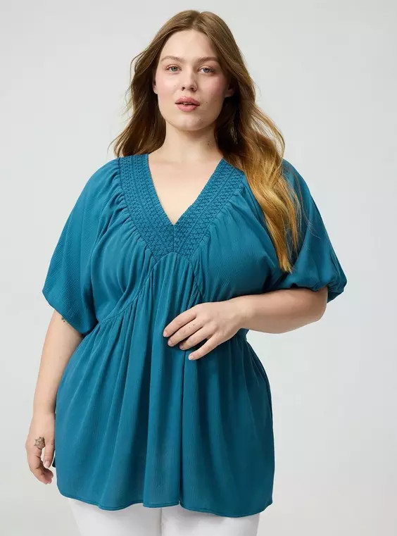 Crinkle Gauze Raglan Blouse in Multi | Torrid (US & Canada)