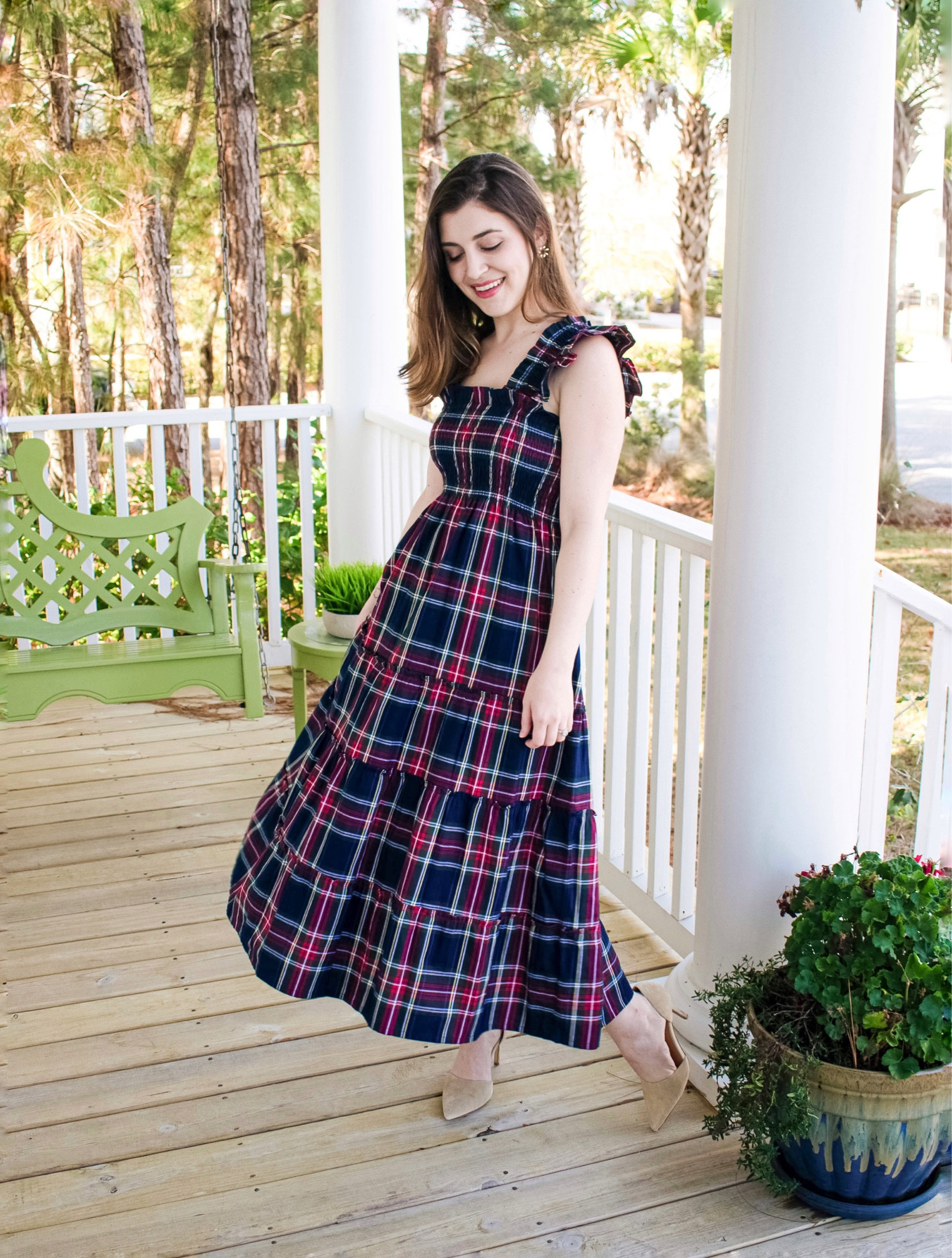 Gearing up for holiday season, and these are a few of my favorite festive pieces! ❤️💚

#grandmillennial #grandmillennialstyle #holidaydress #plaid #holidayoutfits

#LTKstyletip #LTKHoliday