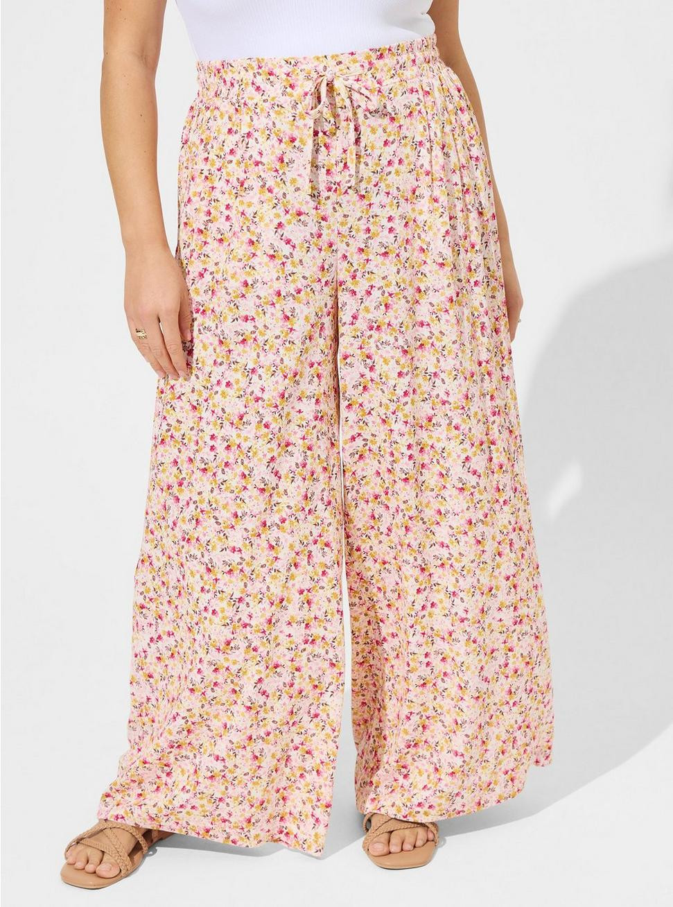 Pull-On Wide Leg Washable Gauze High Rise Pant | Torrid (US & Canada)