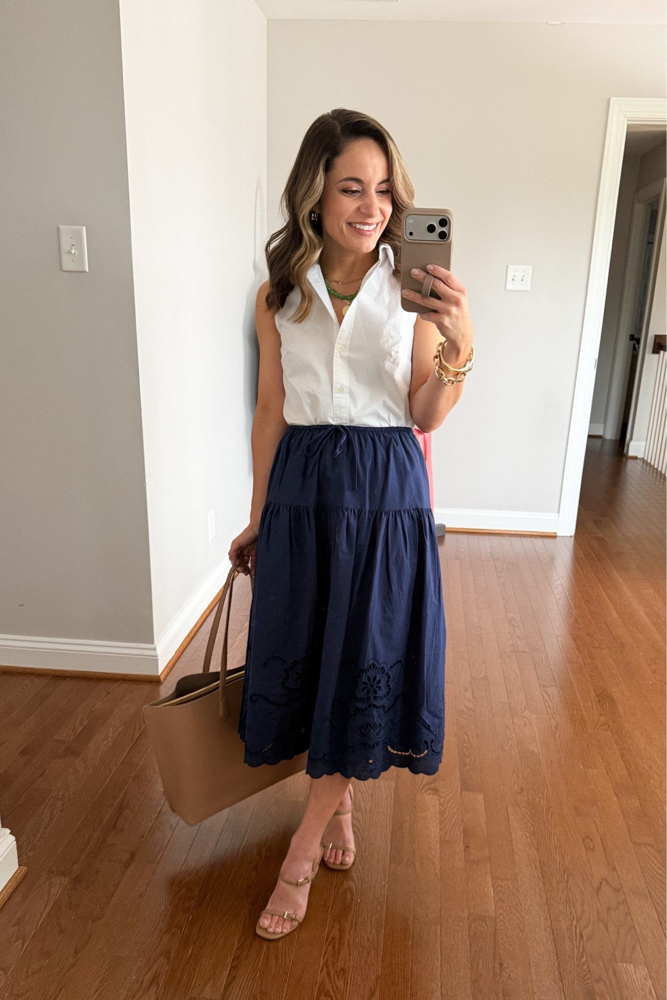 Petite-friendly casual outfits for work! 

Skirt (Target): XXS
White Top (J.Crew Factory): XXS
Shoes (LOFT): true to size (straps have a break in period)

My measurements for comparison: 4'10", 105lbs, 32", 24", 36", 25" ankle inseam, 27-28" full length inseam.