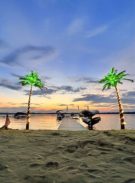 Dreaming of a beach getaway 🏝️ #ad

With these light-up palm trees, you can bring the vacay vibe to your home. 

Comment “SHOP” below to get a link sent to your DM. 

Also linked in my LTK shop. 

@lightshare_official #tropicaltheme #palmtree #lightshare #summerdecor #beachgetaway #vacaymood 

Amazon: https://ehomeinc.com/pages/amazon?referral=YWJlYXV0aWZ1bHZpZGEyMEBnbWFpbC5jb20=

#LTKhome #LTKparties #LTKtravel