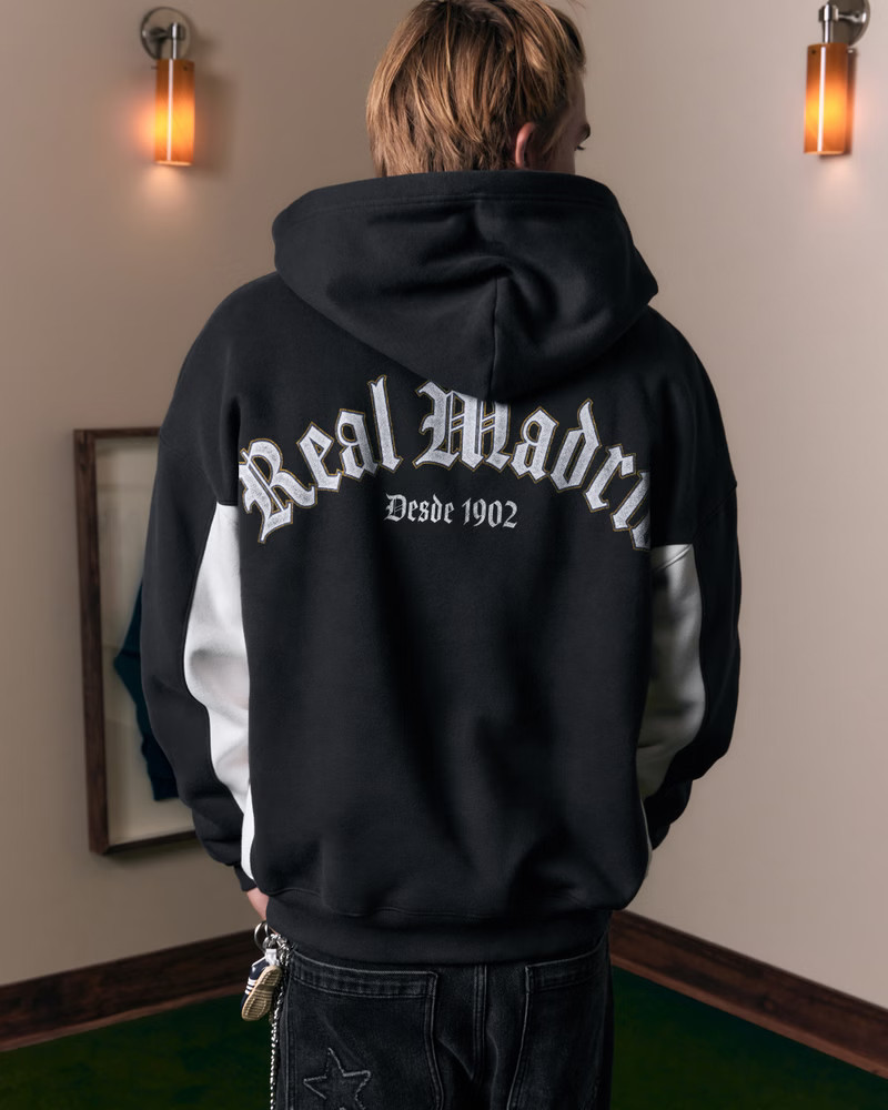 Real Madrid CF Graphic Tee | Hollister (US)