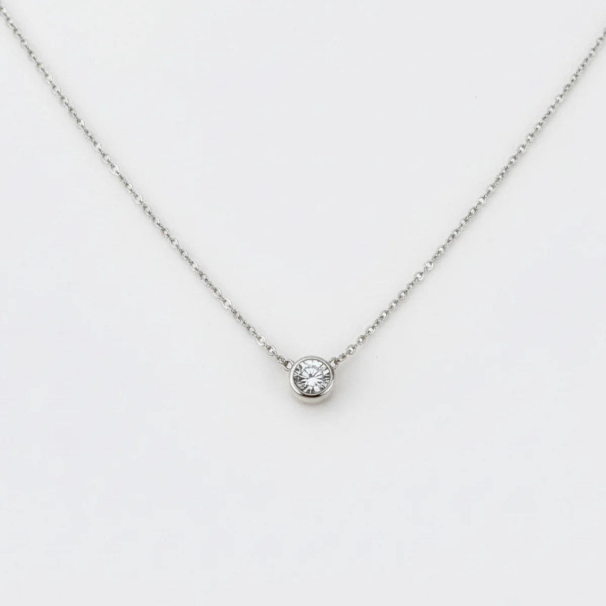 Classic Bezel Set Solitaire Necklace | Mint & Lily
