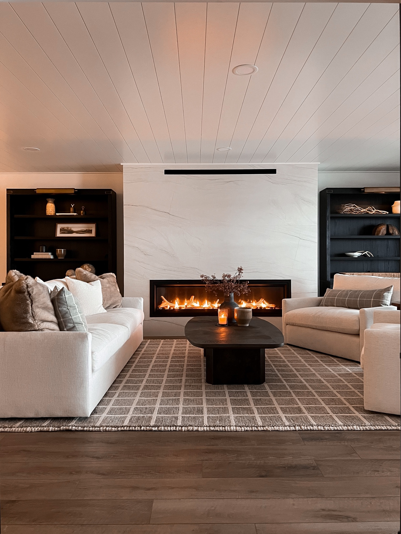 Cozy winter living room featuring some of my favorite pieces from the McGee and Co Holiday collection. 

Use code HIGHVIEWHOME For 10% off your order of $100 or more at McGee and Co. 


#LTKstyletip #LTKhome