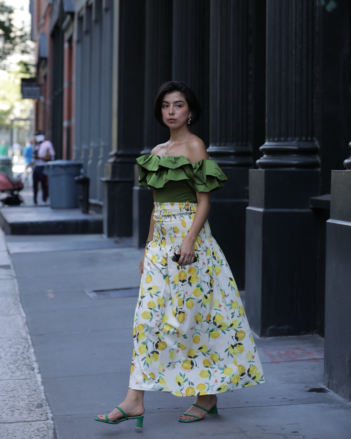 Word on the street 🍋✨🚕. @wildnyc 
-
#fashion #moda #stylist #newyorkcity #nycphotography #contentcreator #fashionstyle