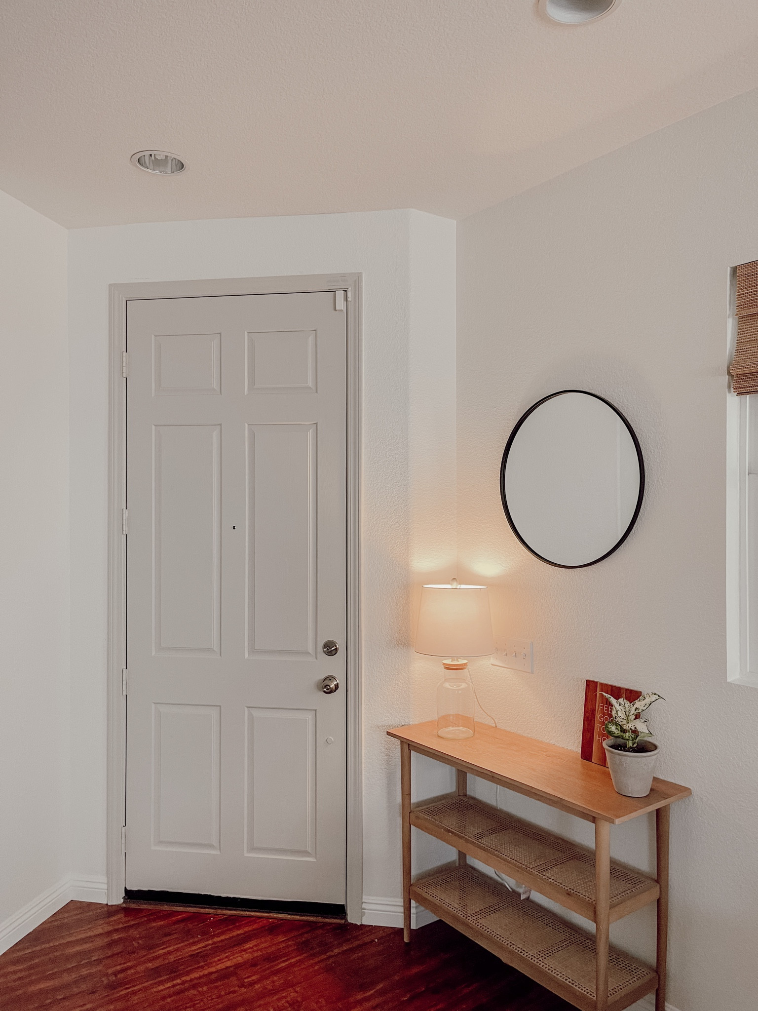Simple front entry way ✨

#LTKfamily #LTKhome #LTKFind