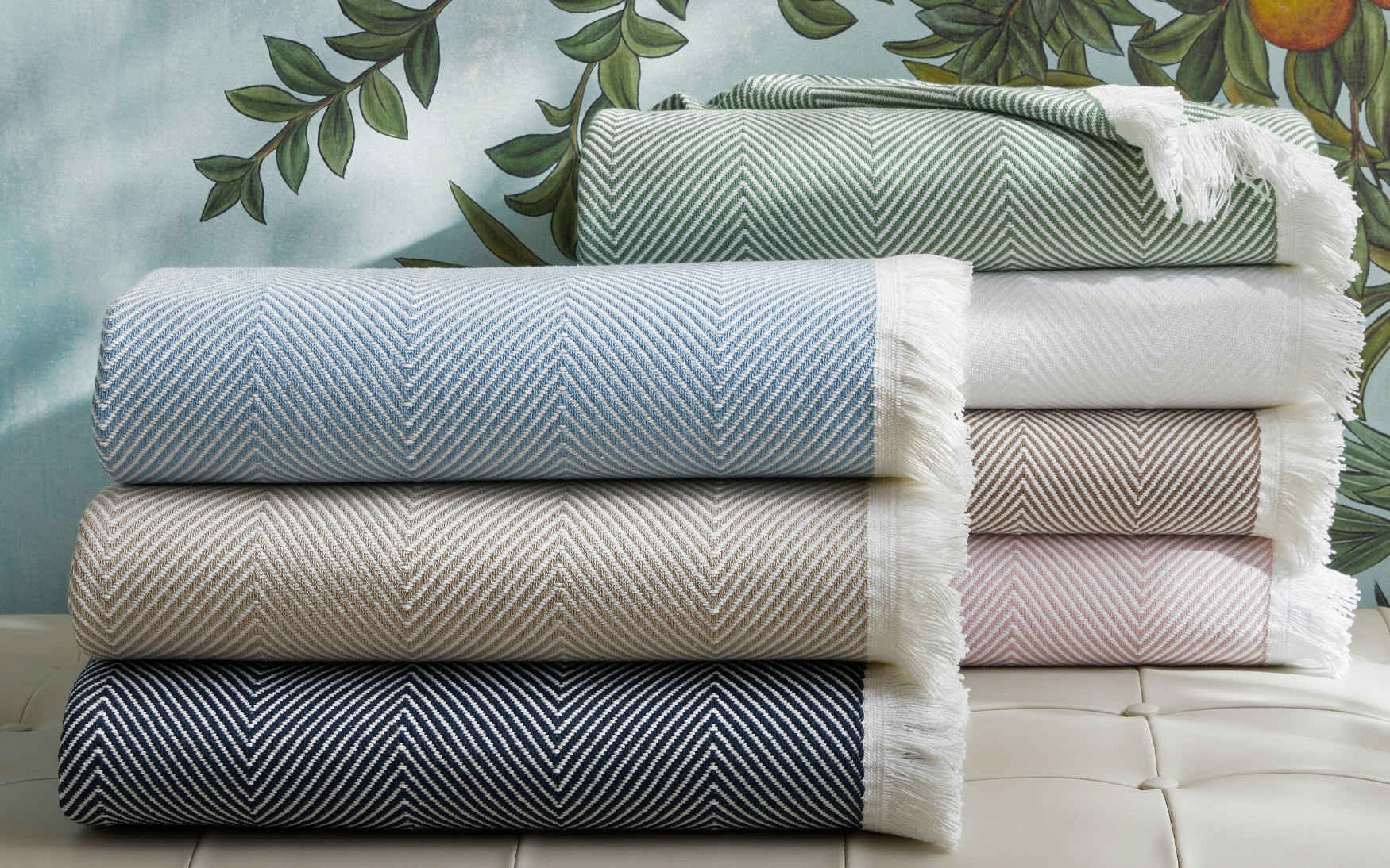 Leo Throw | Matouk