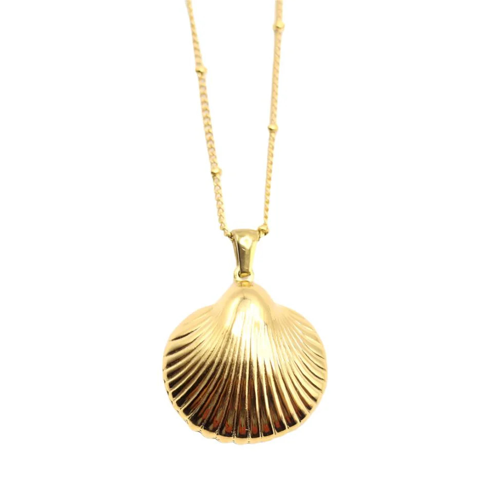 Carina Shell Pendant Necklace | Liv Bella Vita