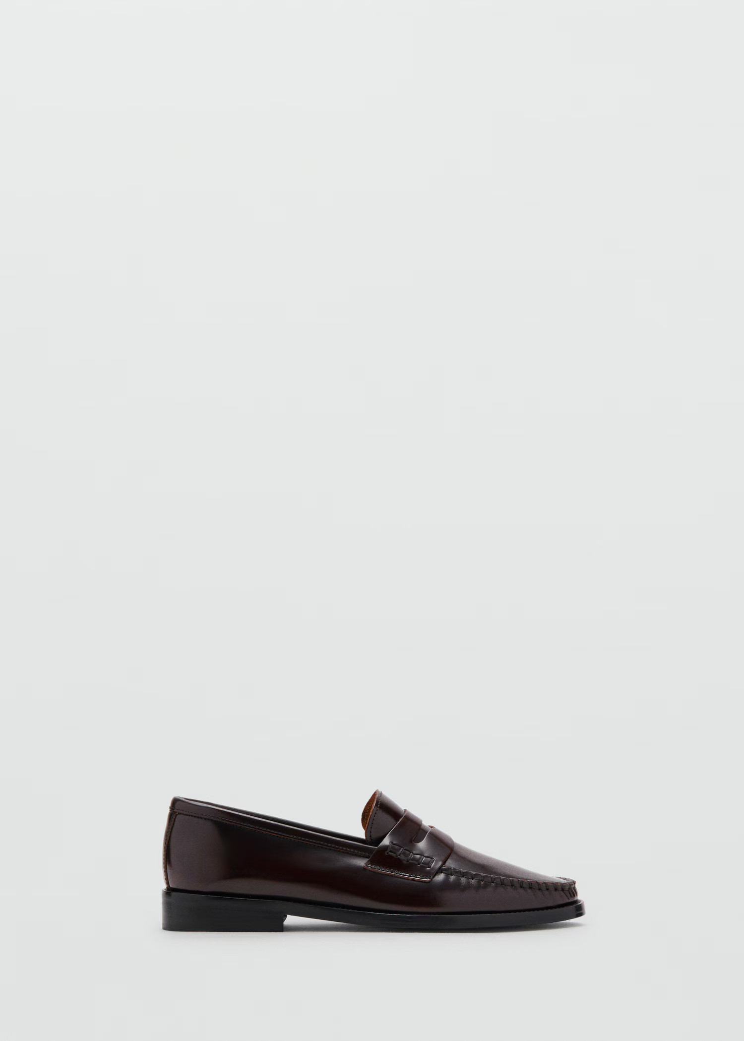Gathered leather moccasin - Women | MANGO United Kingdom | MANGO (UK)