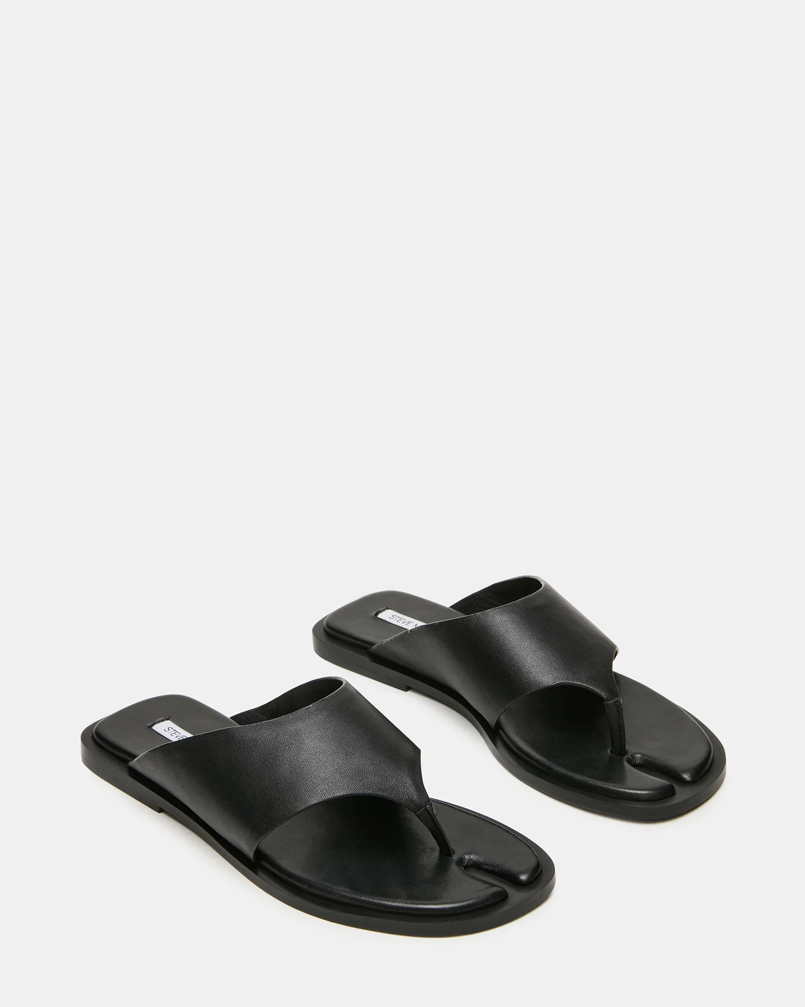 ILLIA Black Leather Tabi-Inspired Thong Women's Sandal | Steve Madden (US)
