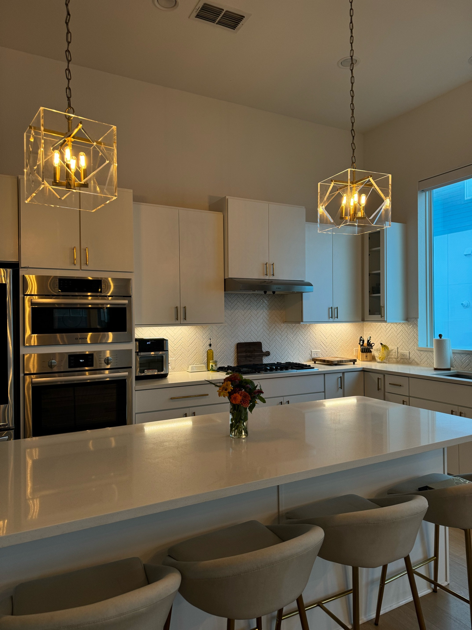 Bar stools 

#LTKStyleTip #LTKHome