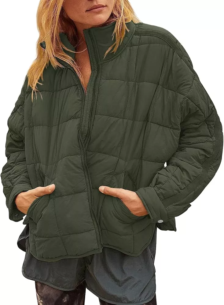 XULIKU Women's Lightweight Quilted Jacket Hooded Padding Long Bubble Coats  with 2 Big Pockets for Women at  Women's Coats Shop