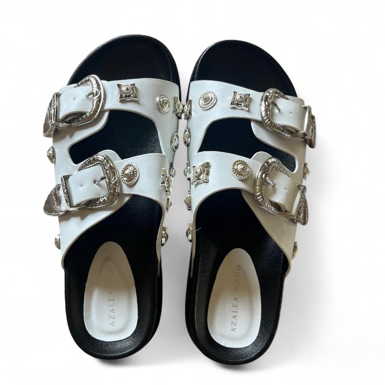 Azalea Wang Women's Sandals - White/Black - US 6.5 | Depop US