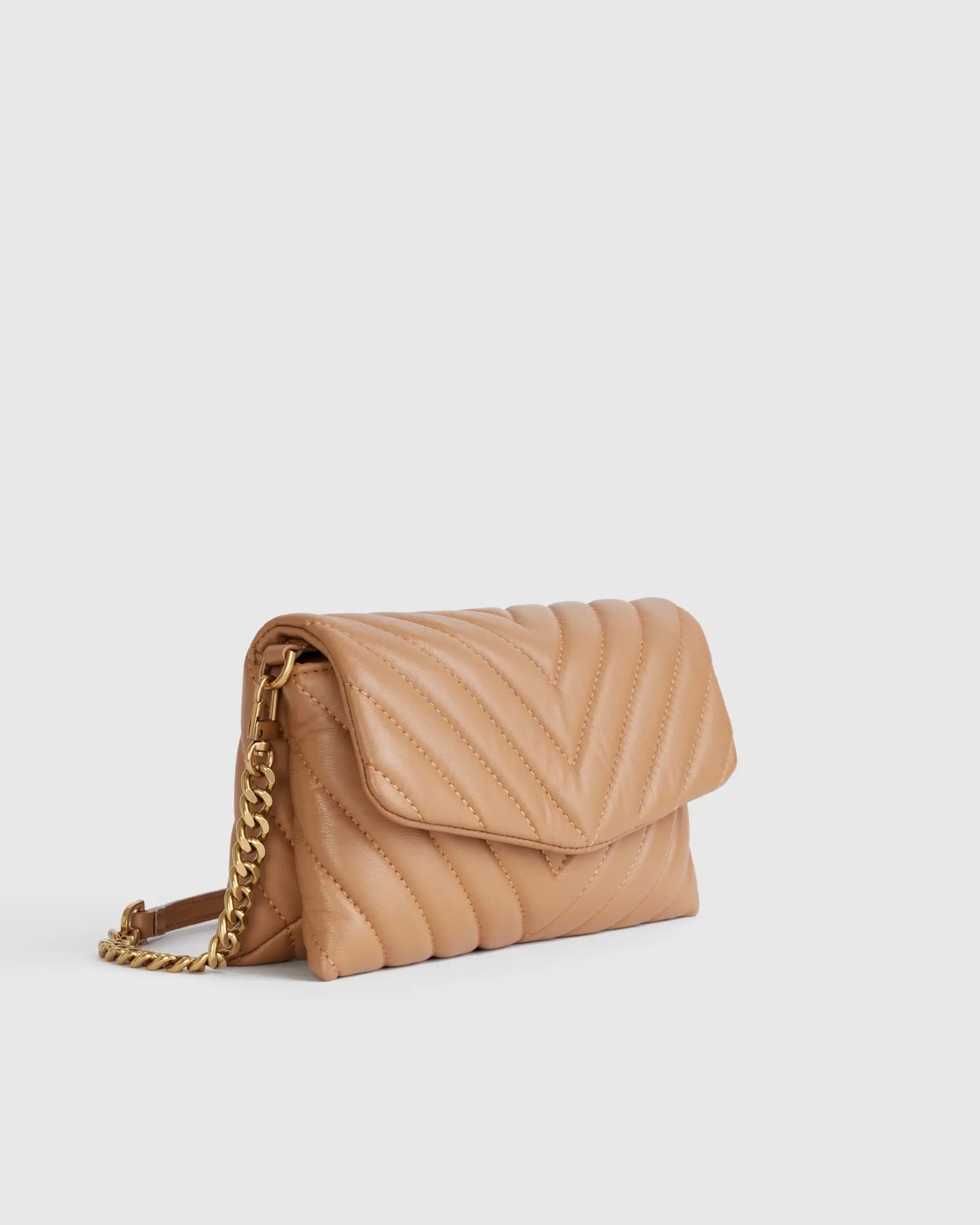 Italian Leather Quilted Wallet Crossbody | Quince