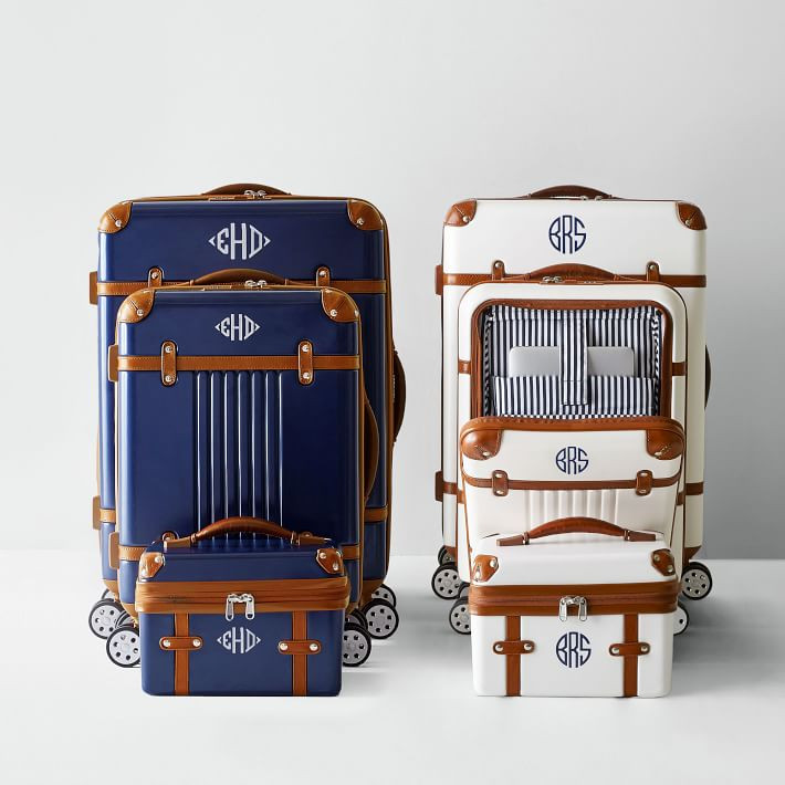 Terminal 1 Luggage Collection | Mark and Graham