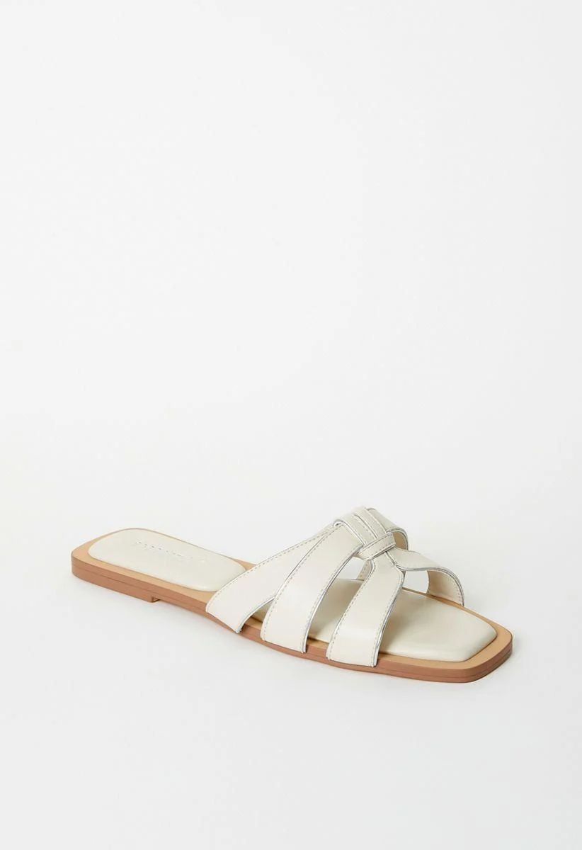 Brandi Flat Sandal | ShoeDazzle