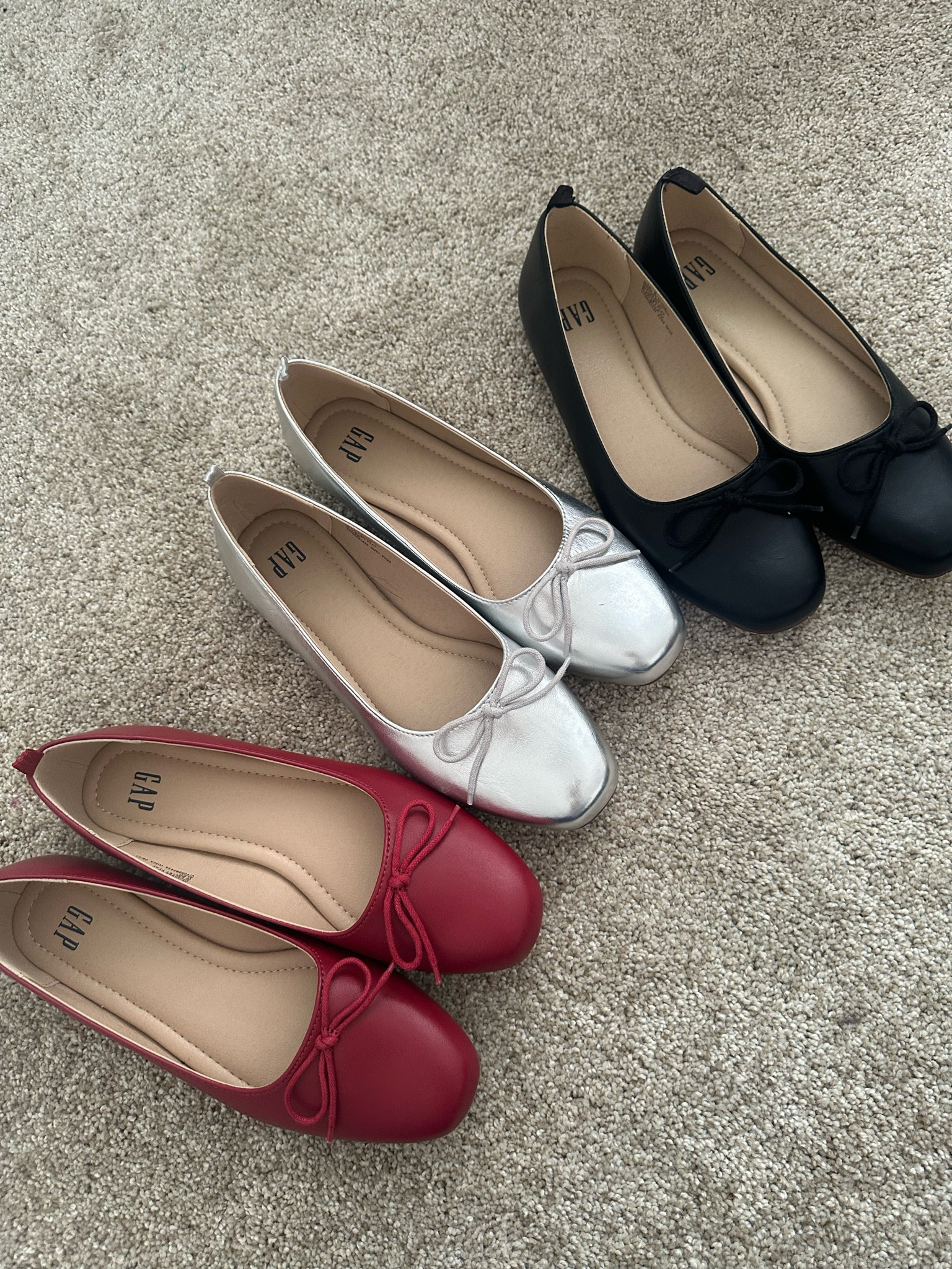 best affordable flats ever! so comfortable and there’s so many colors to choose fromm