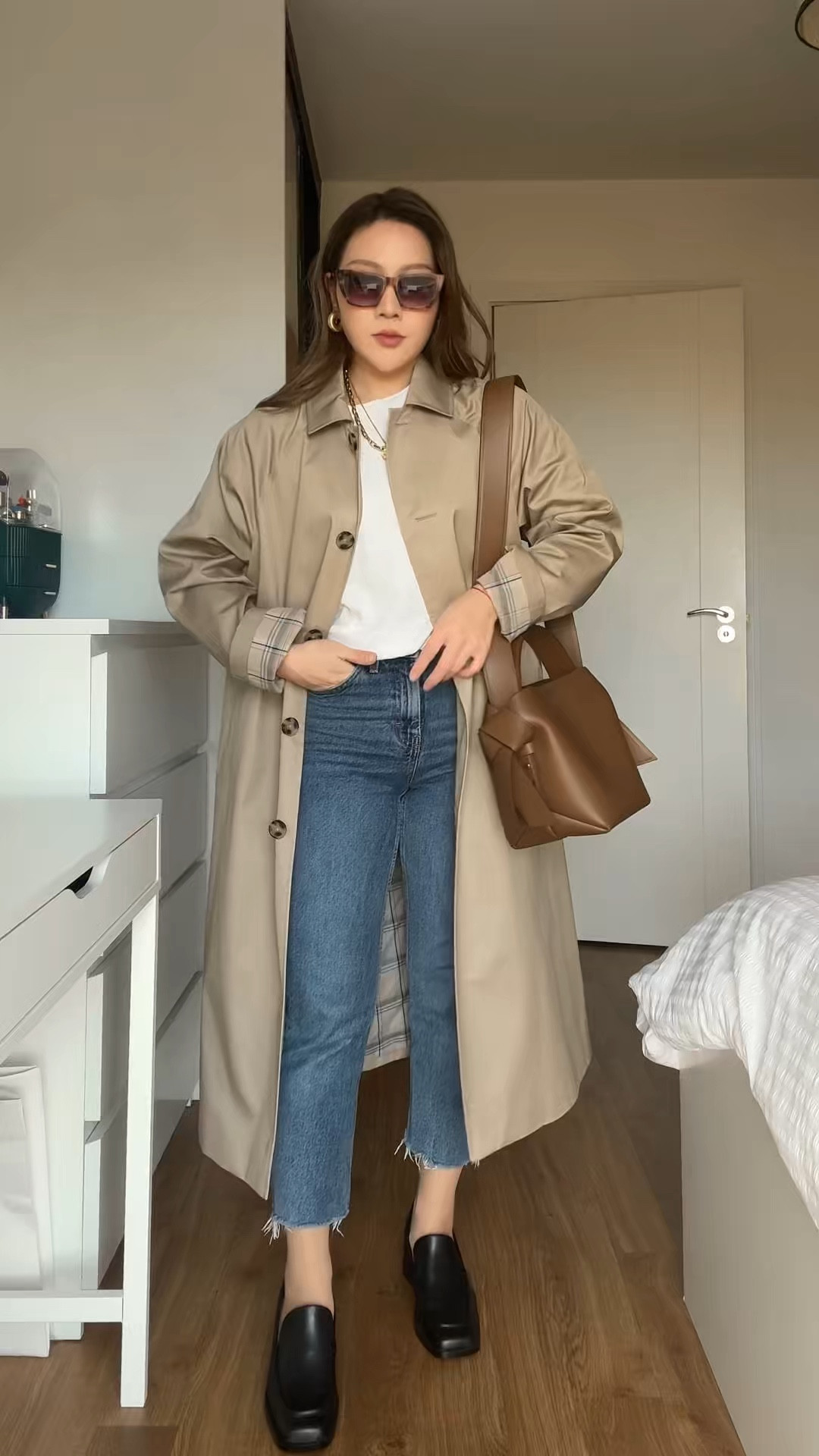 Spring outfit trench coat season 
