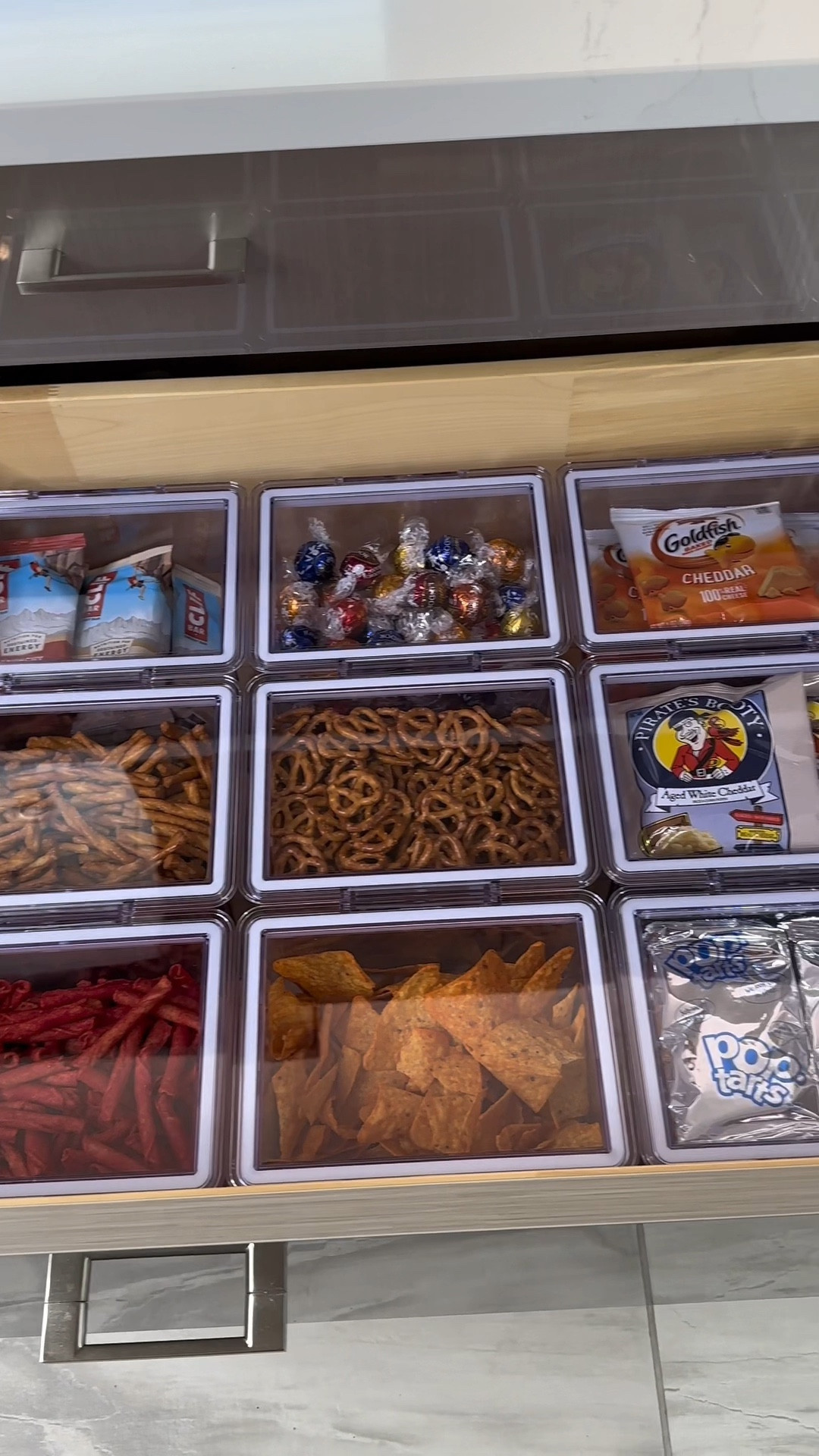 Snack Drawer Restock🍿🥨🍫
Obsessed with these containers!!

#LTKhome #LTKfamily #LTKFind