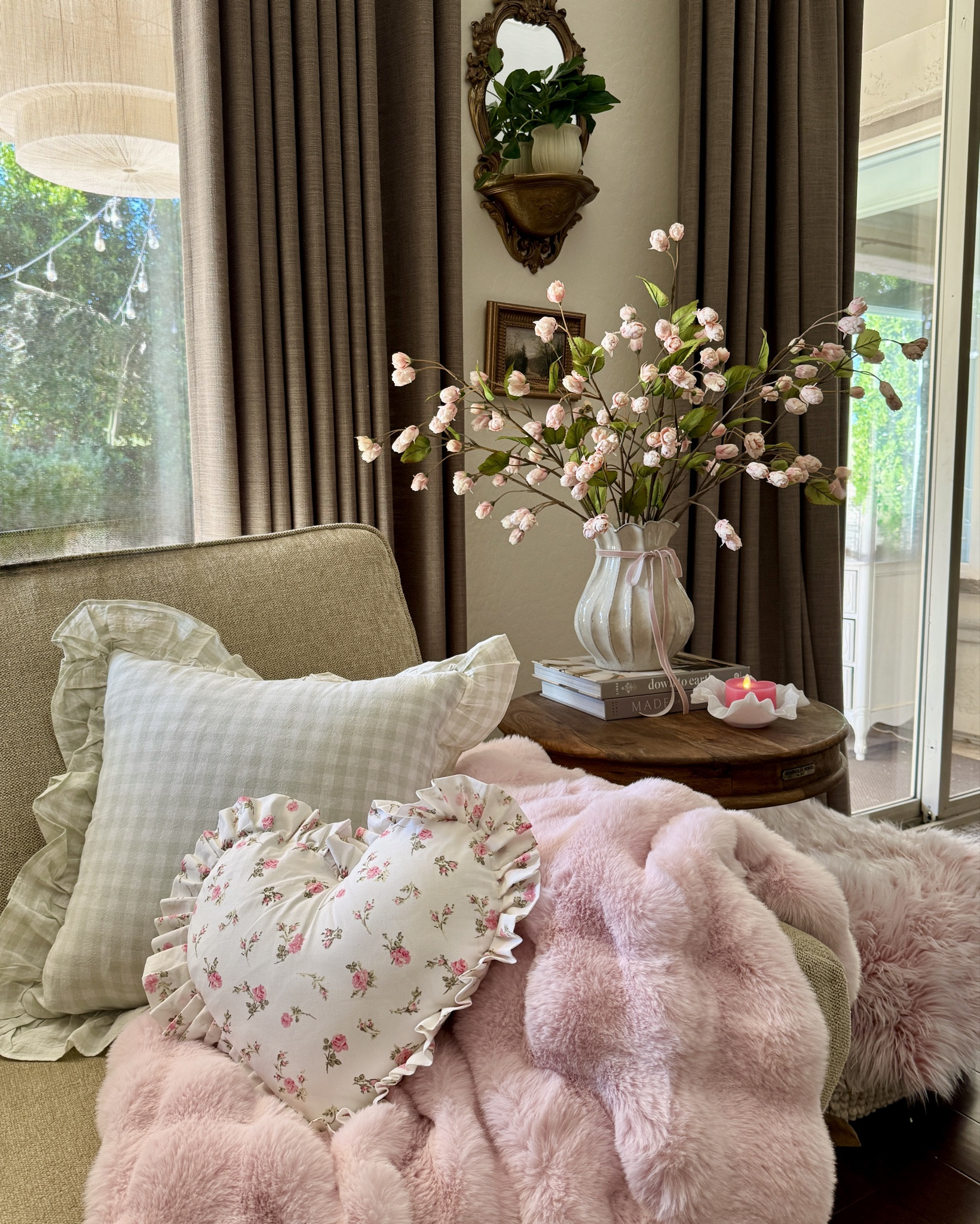 Rose bud heart pillow 💕

The sweetest pillow for a baby’s room, girls room, or for anyone who loves flowers, hearts and pink! 

Luminara discount code (for heart candle) JOYFULDECOR10

Valentine decor, pink decor, pink flowers, faux flowers 

#LTKSeasonal #LTKHome #LTKFindsUnder50