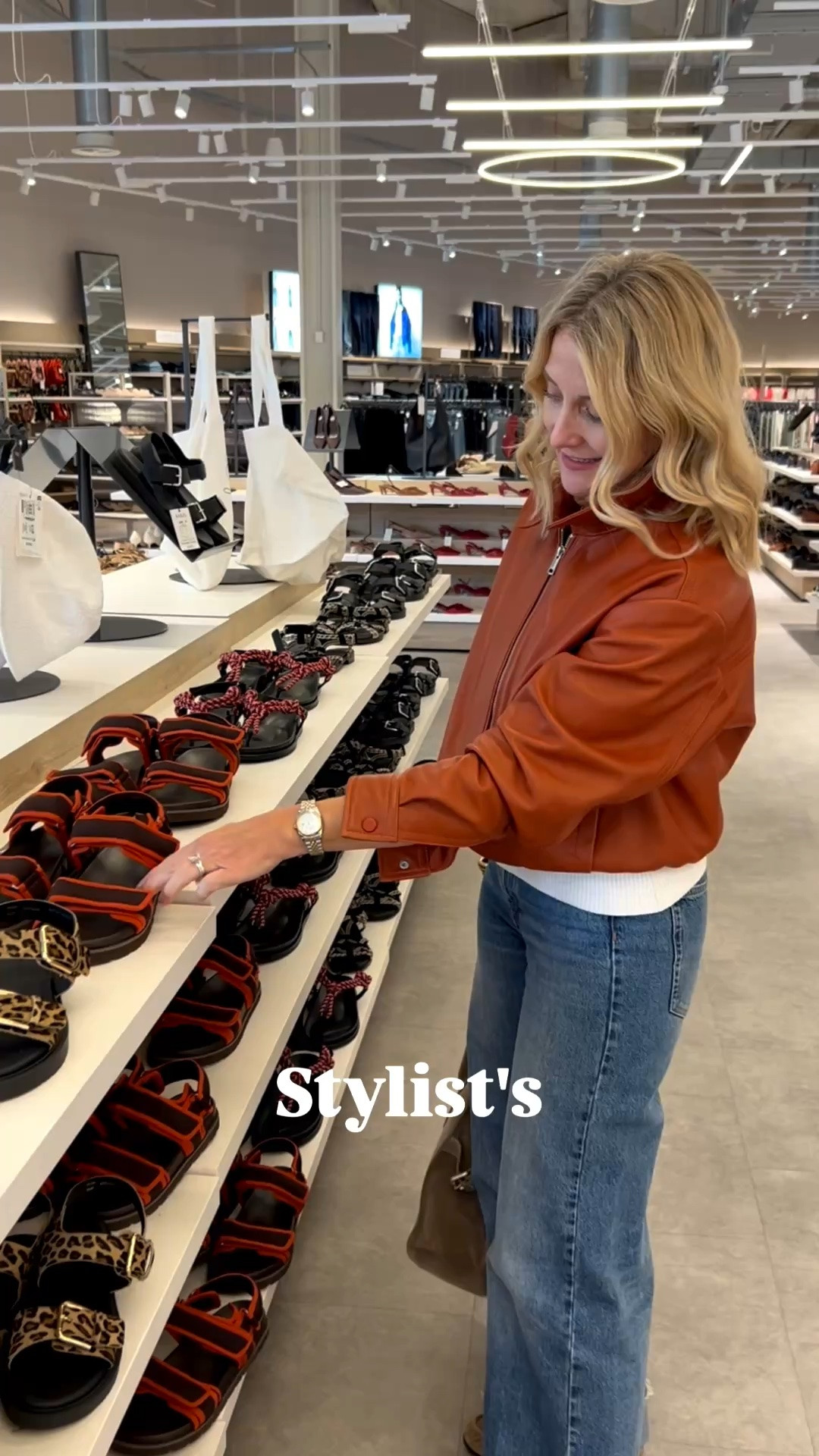 The chaos from stories has officially made it onto the grid again 😂👡

Me and Amy are back out in the shops discussing all things shoes, sandals and flip flops… and more importantly WHO they actually work for, where you can go wrong with certain styles and how to dress from head to toe.

Because it’s never just about the shoe itself — it’s all about balance, proportions and creating the right profile for your legs and outfit ✨

#LTKuk #LTKspring #LTKshoes