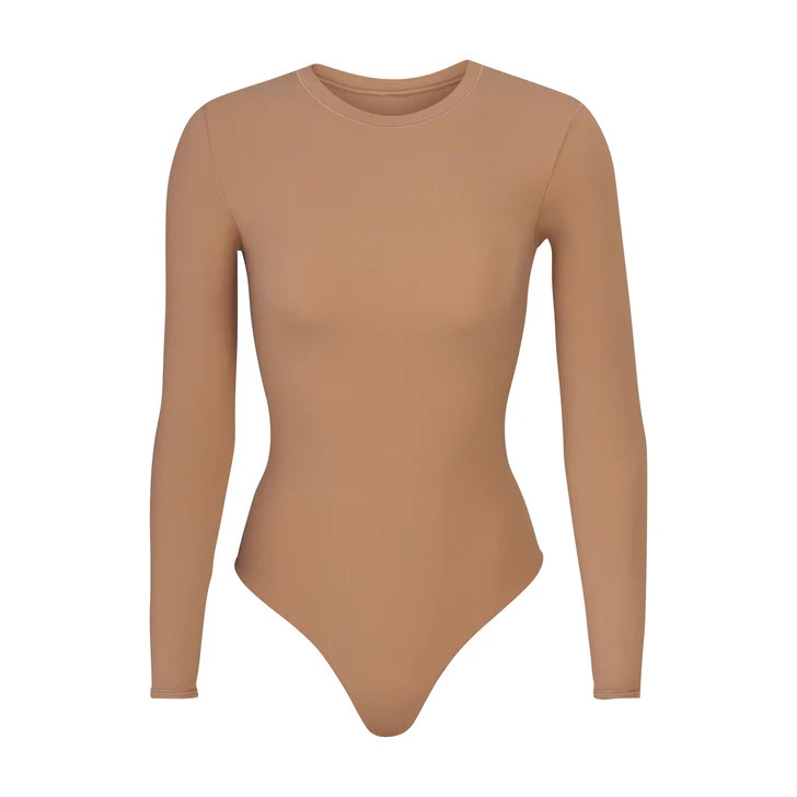 FITS EVERYBODY LONG SLEEVE CREW NECK BODYSUIT | SKIMS (US)