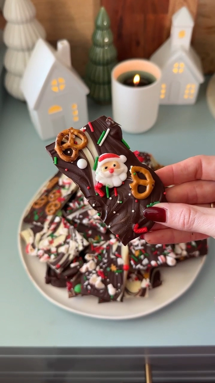 Super easy Christmas treat ideas!

Christmas recipe, holiday recipe, christmas sweets, Christmas treats, holiday sweets, holiday treats, christmas bark, holiday bark, christmas chocolate recipes, amazon, christmas decor

#LTKHoliday #LTKVideo #LTKSeasonal