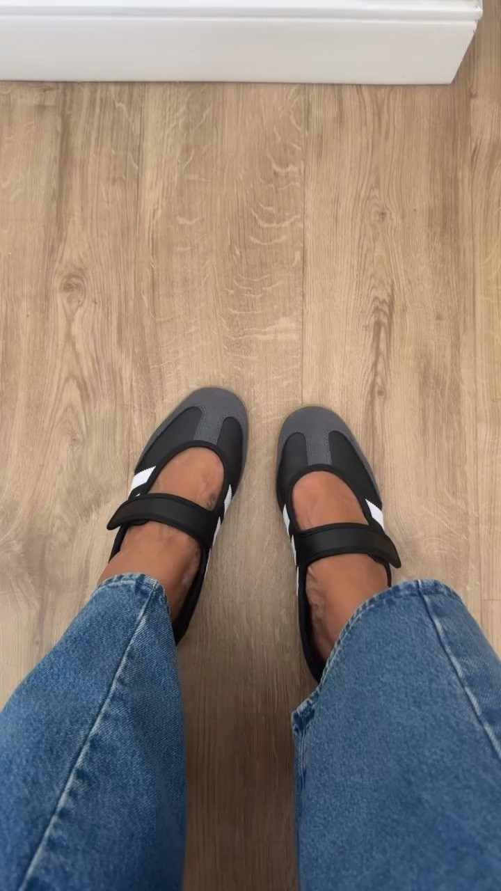 I walked miles in these shoes today and they didn’t hurt my feet at all! They also make my larger feet look smaller I’m a 9.5/10 and did a 9.5 in them.

#LTKNYFW #LTKTravel #LTKWorkwear
