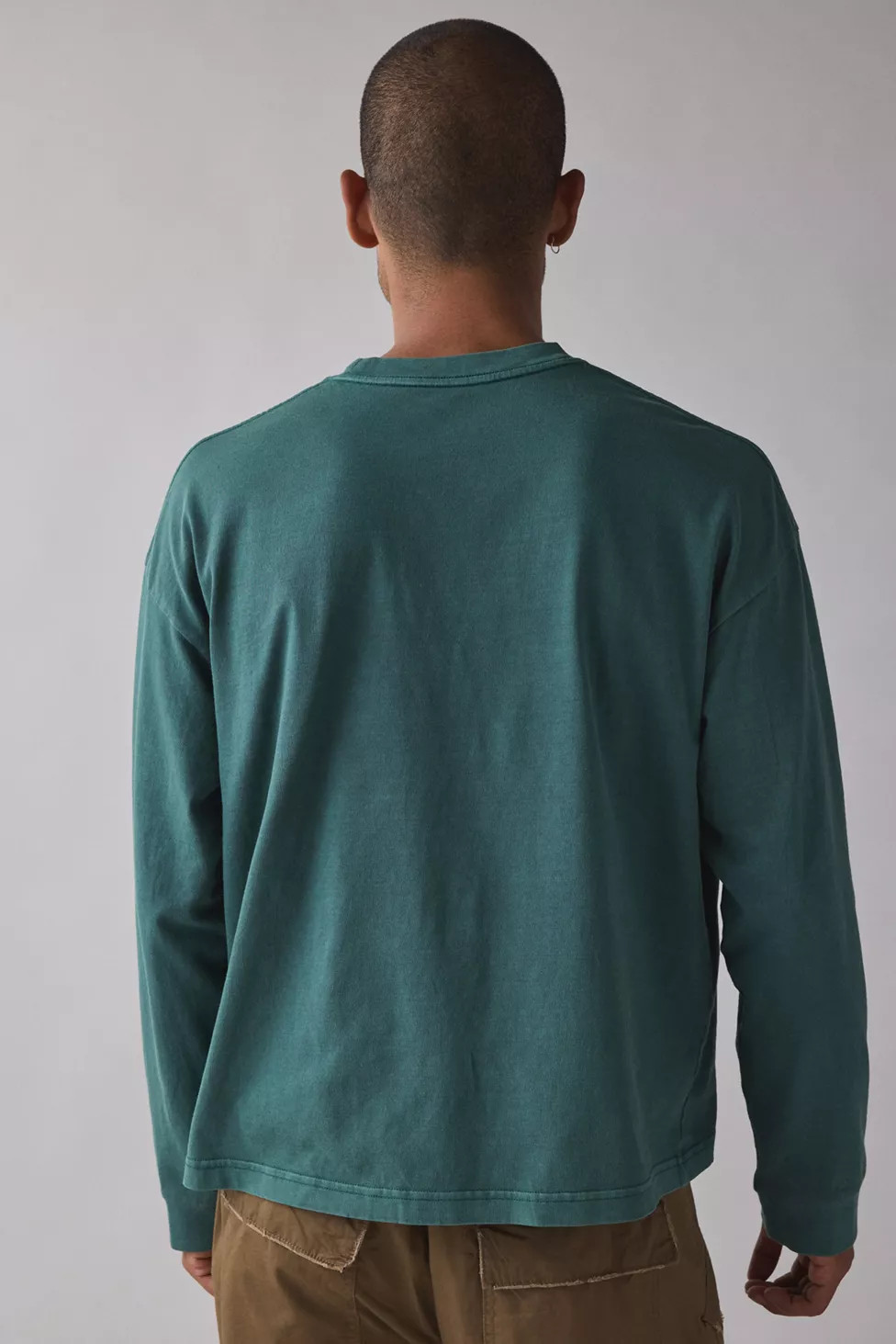 Standard Cloth Jump Shot Long Sleeve Tee | Urban Outfitters (US and RoW)
