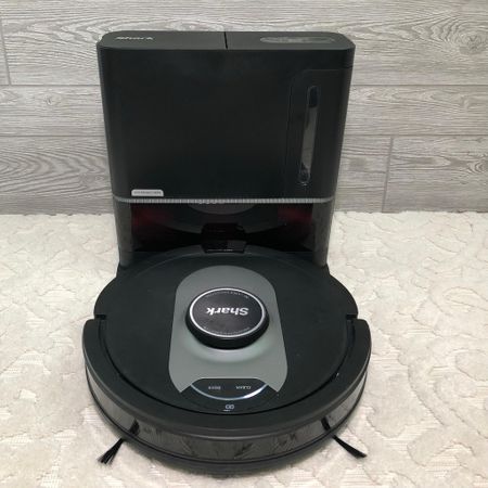 The upgraded version of my FAVE Shark Robot is on MAJOR score today!!! I've never seen it lower than $370ish, but found it today for nearly $100 LESS!!! This is the most current top of the line model for Shark with 45-Day Bagless Self-Empty.... (#ad) sign in and add FLOORCARE20

#LTKSaleAlert #LTKHome #LTKU