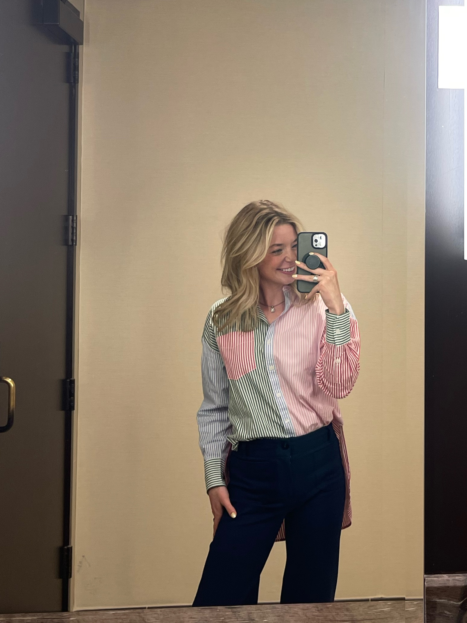 Spring work, work outfit, office outfit, business casual, spring outfit, button down shirt, navy pants 

#LTKWorkwear #LTKStyleTip #LTKSeasonal