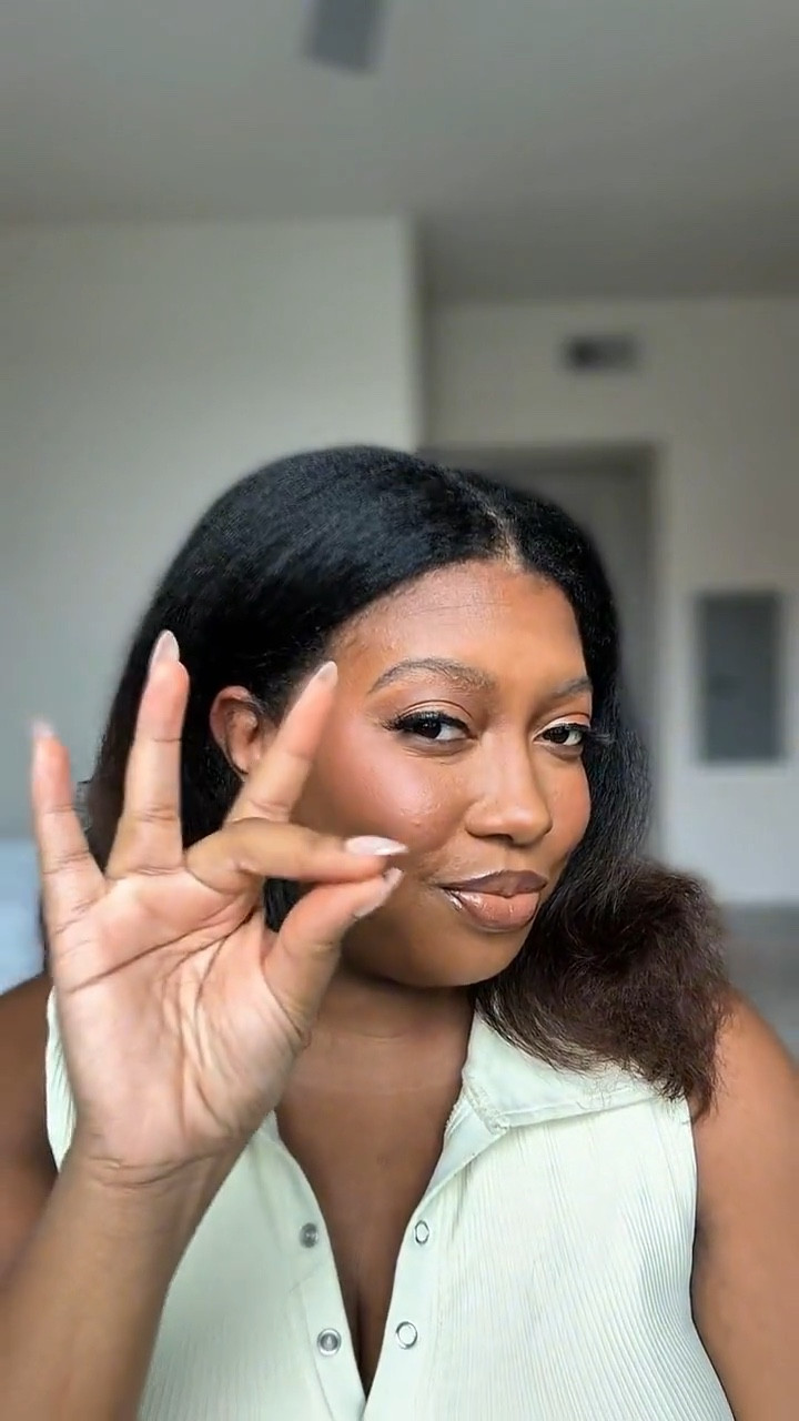 Full face w/affordable makeup! 

Includes: 
ELF
NYX
Maybelline 
L’Oréal 
Black Radiance

#LTKFindsUnder50 #LTKBeauty #LTKStyleTip