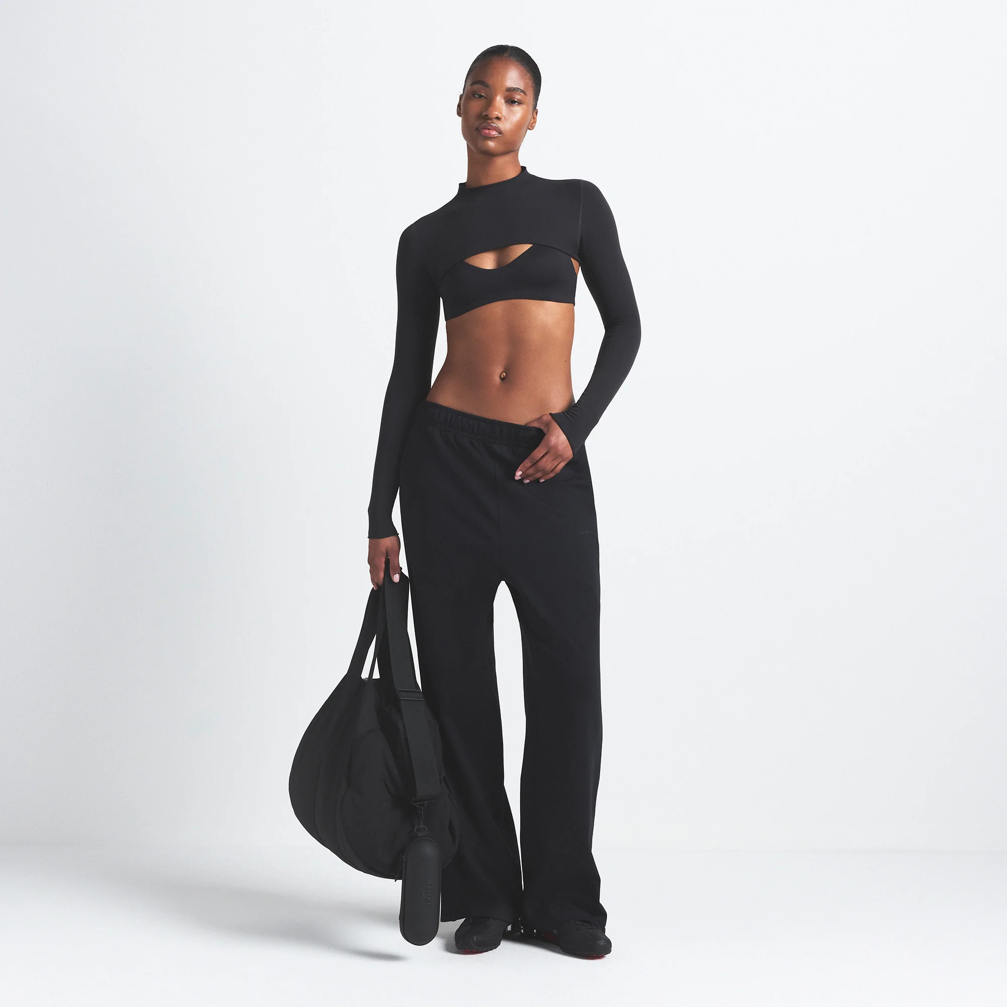 SKIMS Side Snaps Pants | Black | Large | NikeSKIMS Matte Tricot | SKIMS (US)