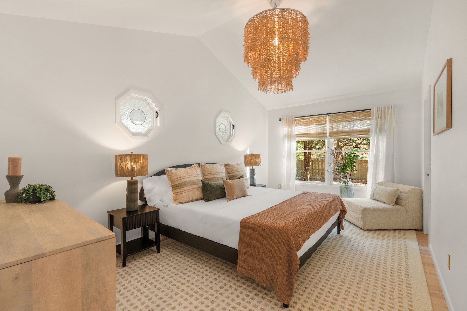 Earthy tones and layered textures… from the woven chandelier to the mix of linens. Linked are exact and similar items so you can shop the look and bring in layered neutrals. 

#BedroomGoals #CozyBedroom #InteriorInspo #EarthyTones #WarmNeutrals #NaturalTextures #SereneSpaces #HomeDesign #InteriorDesign



#LTKHome