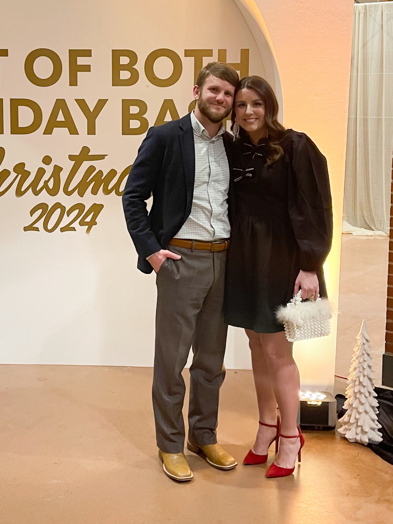 Holiday party bow dress!



#LTKSeasonal #LTKGiftGuide #LTKHoliday