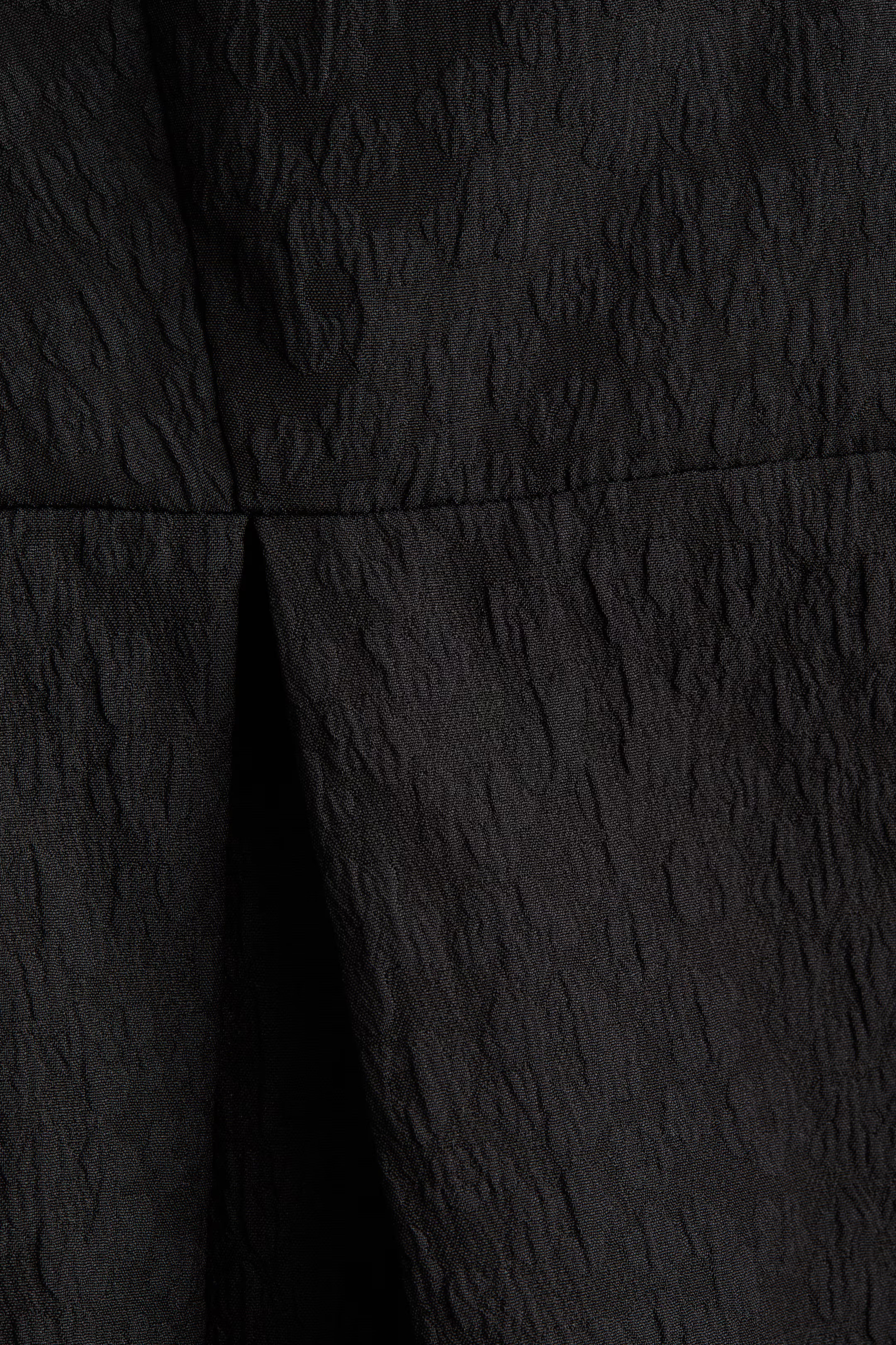 Flared-skirt dress | H&M (UK, MY, IN, SG, PH, TW, HK)