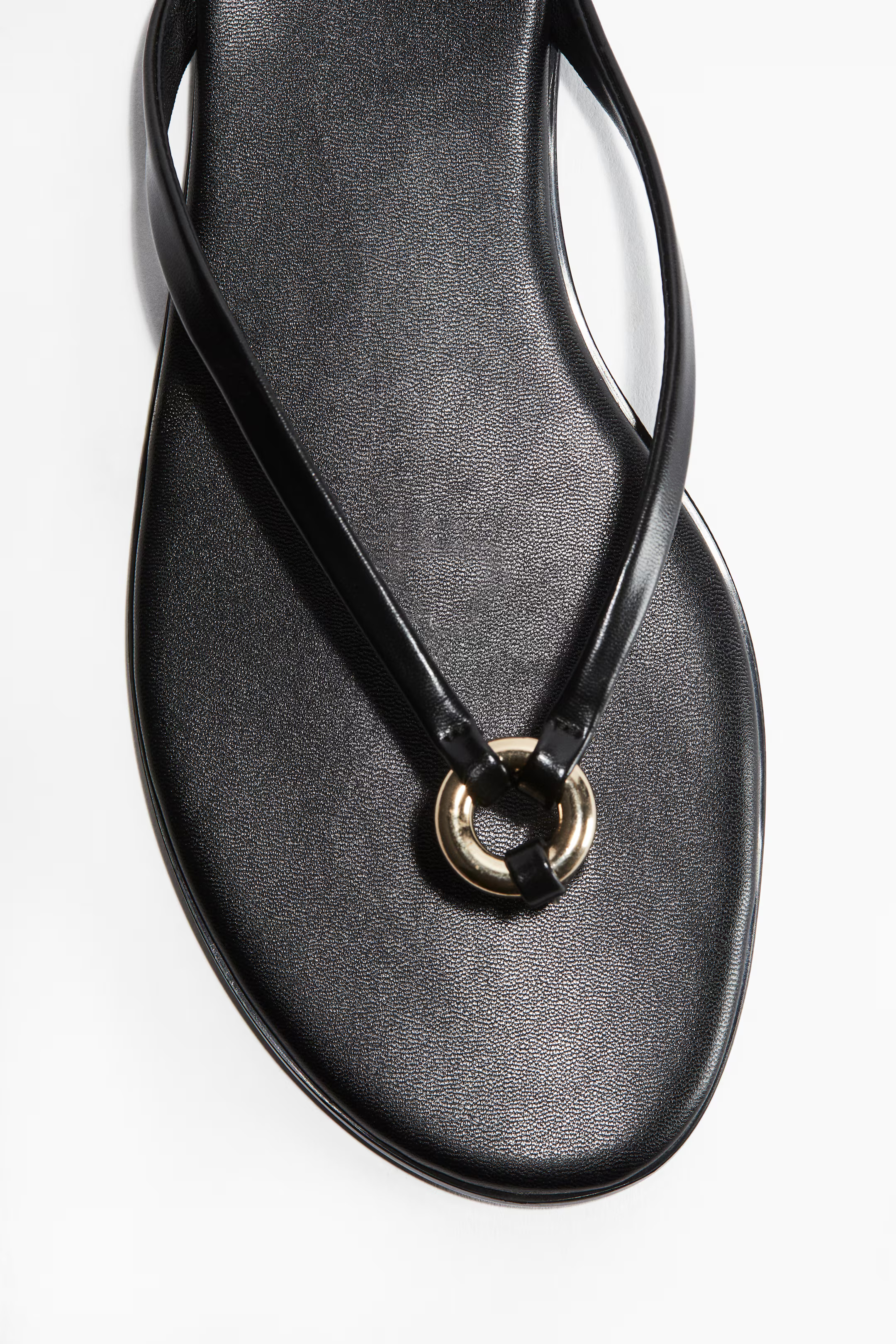 Ring-detail flip-flops | H&M (UK, MY, IN, SG, PH, TW, HK)