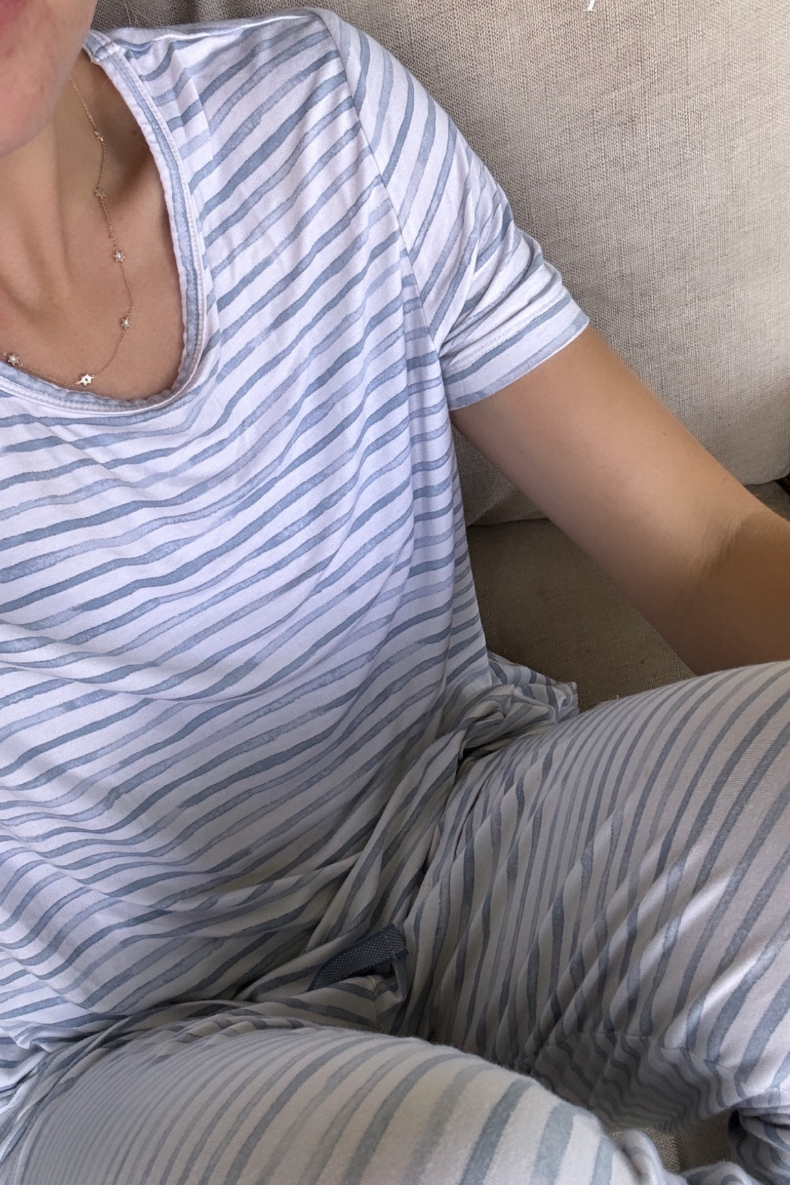 Woke up in my fave Lake Pajamas ✨ the best days start with their PJs!👏🏼 wearing size small  