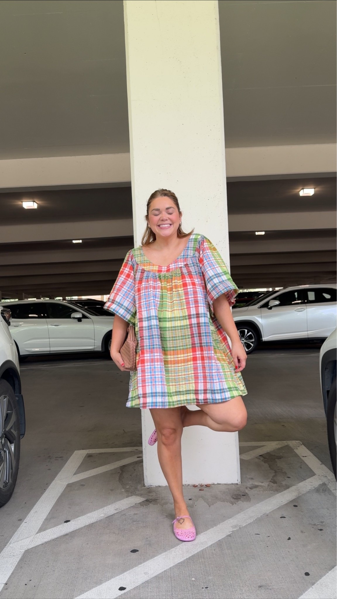 Anthro dress wearing xl but it’s big on me!

#LTKootd