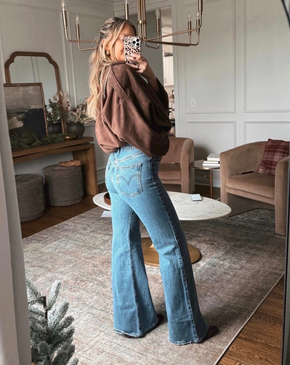 These booty lifting jeans are 🔥!! I am 5’8 and have the 34” inseam but have to wear heels with them! Otherwise I do a 32” inseam and wear my true to size 27. 

#LTKFindsUnder50 #LTKSaleAlert #LTKFindsUnder100