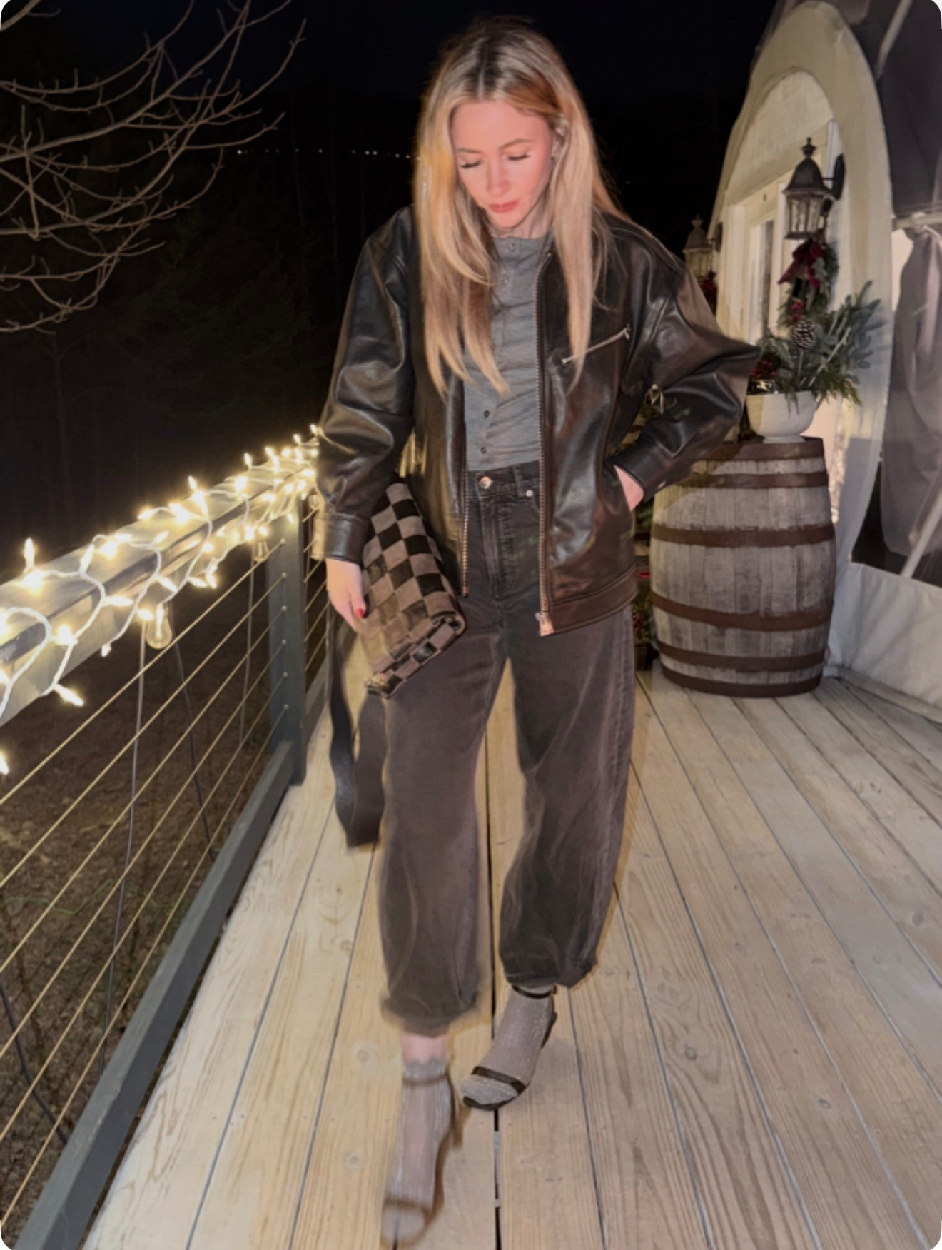 The best restock ever! This checked leather Clare V bag, it’s a clutch that converts into a cross body! 

#LTKootd #LTKSpringSale #LTKOver40