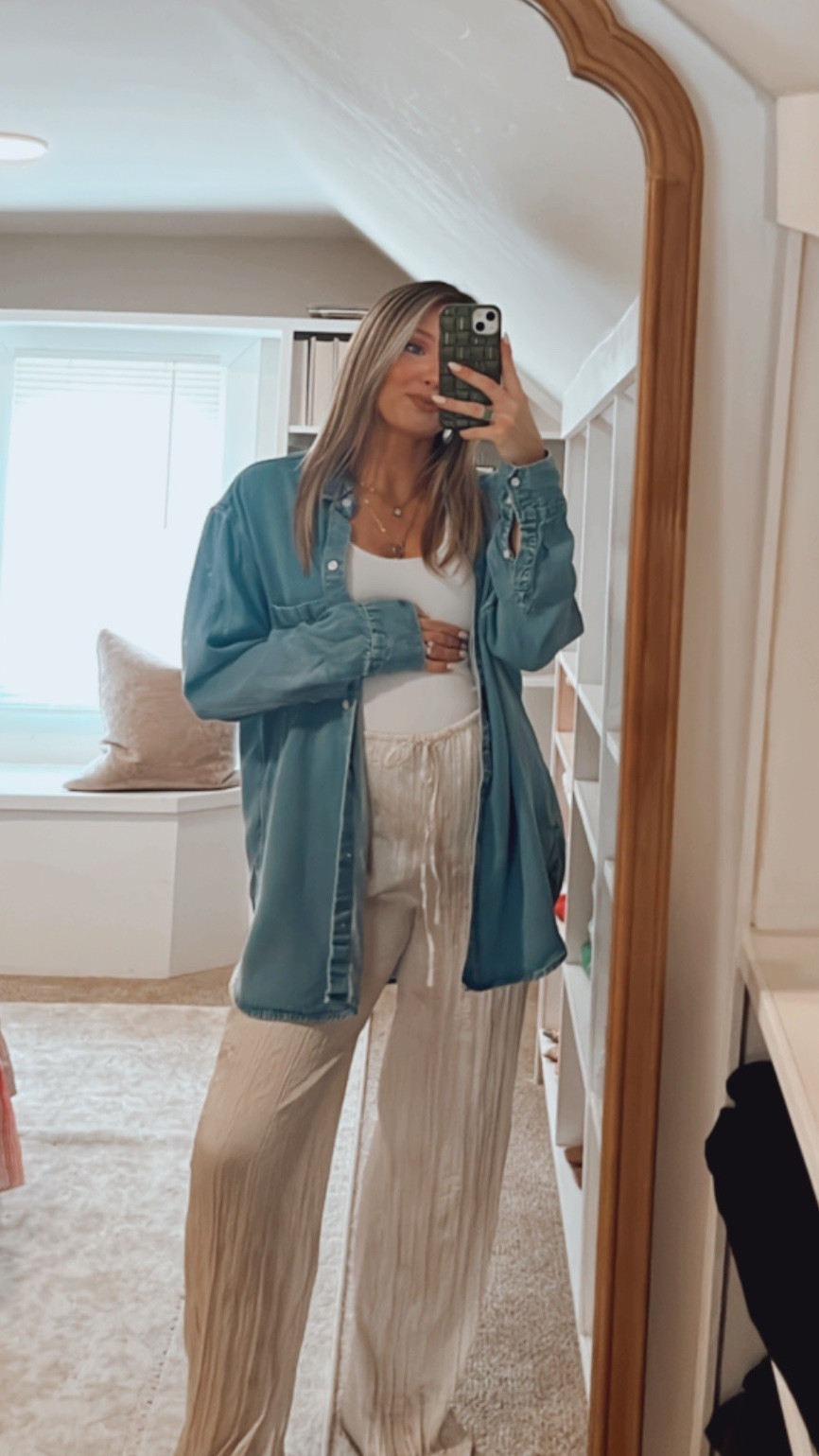 Bump outfit idea 🤍 these pants have been perfect for the past 6 months! Pre pregnancy and during 🫶🏻 Denim is vintage from abercrombie - but I added similar options! It’s a size Large for reference. Xo

#LTKbump #LTKbaby #LTKstyletip