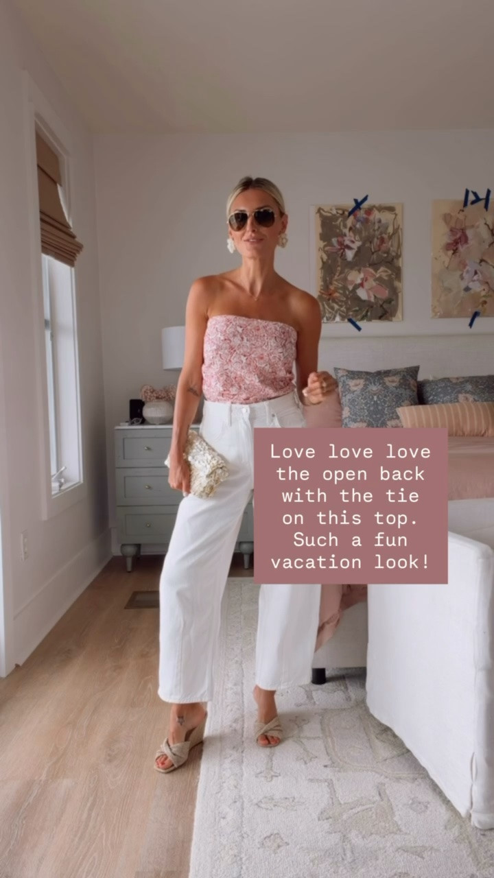 This is such a cute top to pair with these white jeans to make it perfect for a beach vacation! This top has shells on it! 😍 Wearing S/4!

Loverly Grey, Target, vacation outfits, summer outfits, barrel jeans, white jeans

#LTKSeasonal