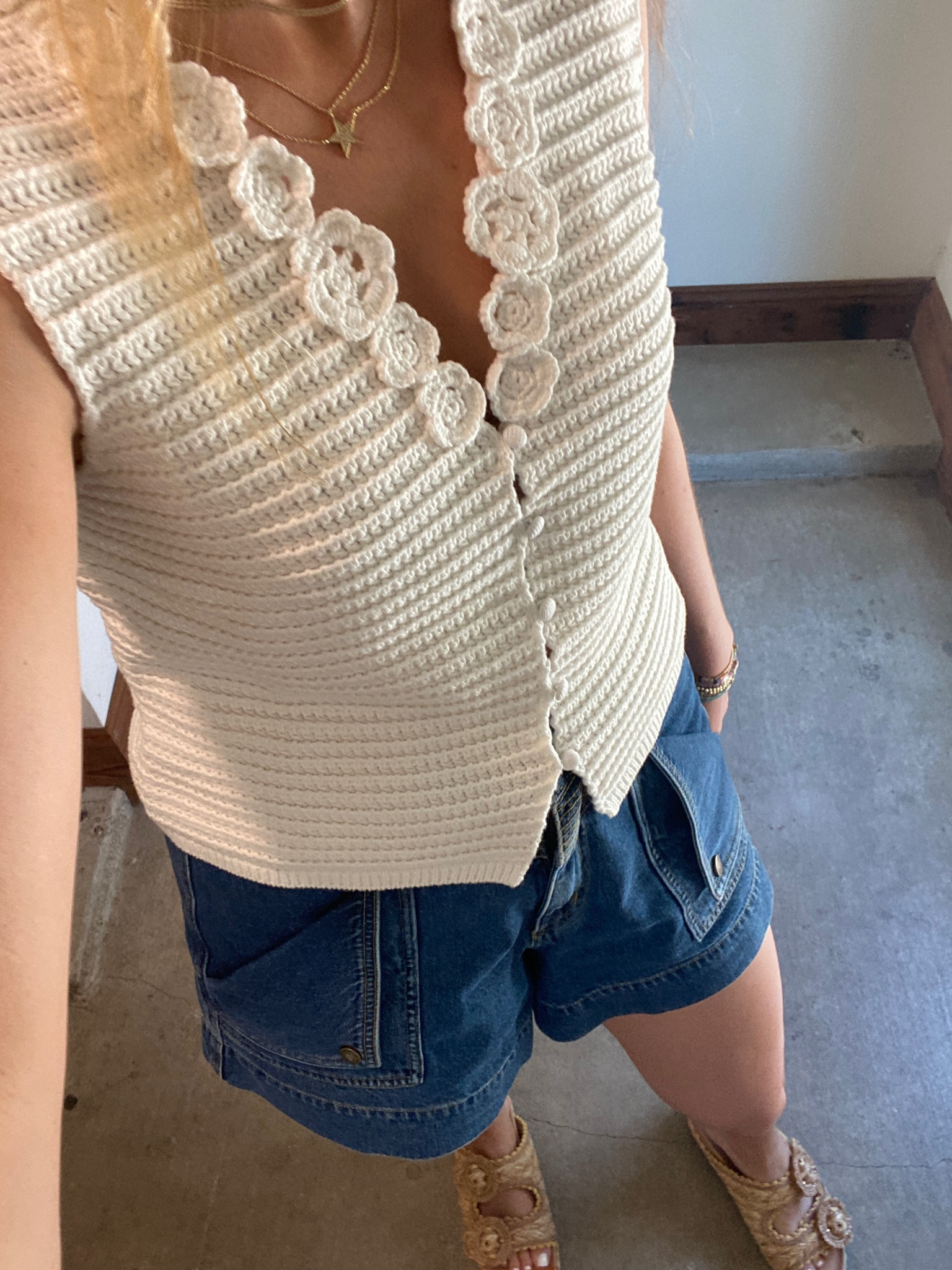 July 4th fit: got a large in the top but wish I sized down to a medium

#LTKShoeCrush #LTKSummerSales #LTKFindsUnder100